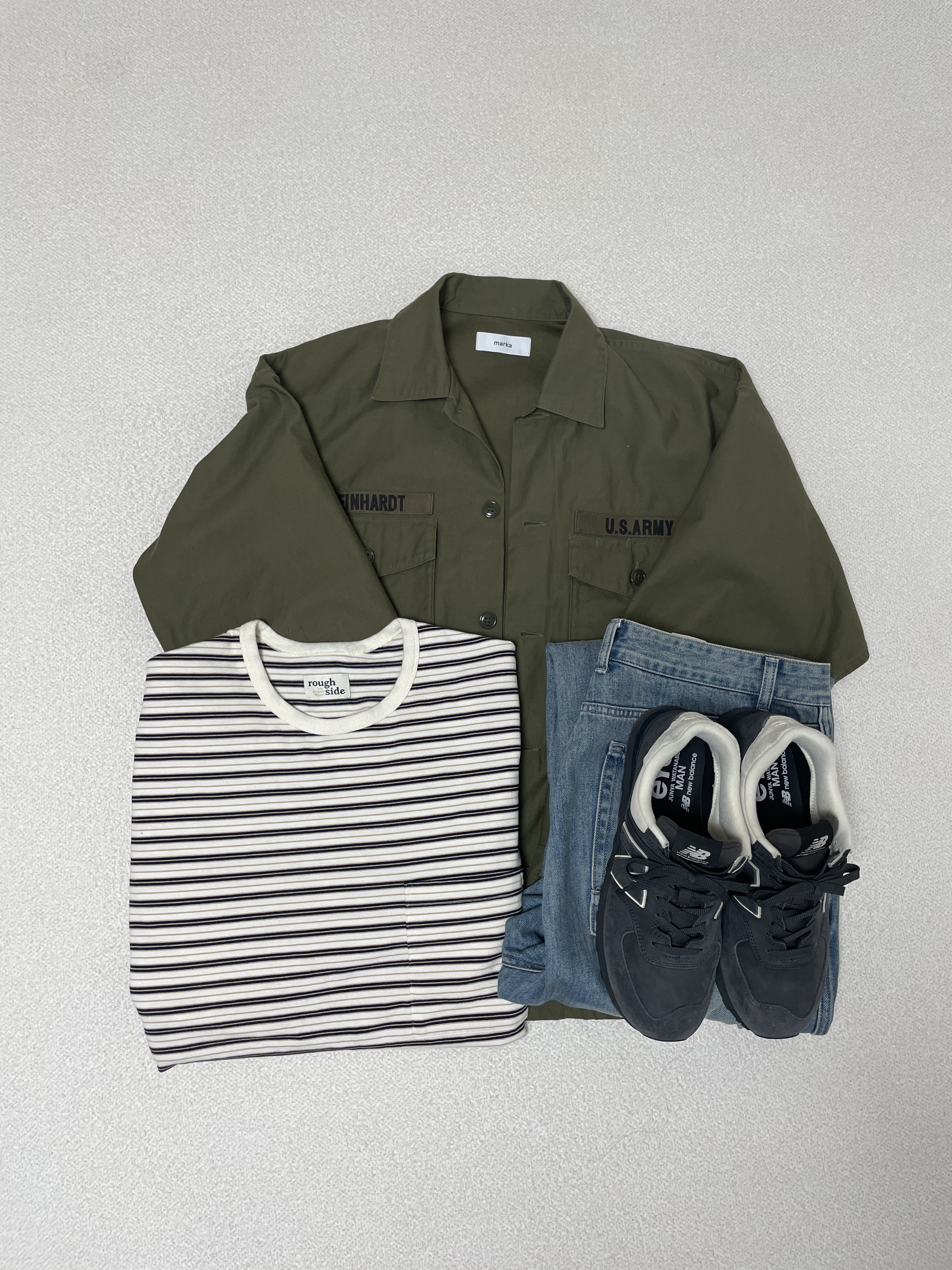 New Balance x Comme des Garcons Junya Watanabe Man 574 Suede Grey Off White, Marka Utility Shirt Olive 착용 스타일 - 1