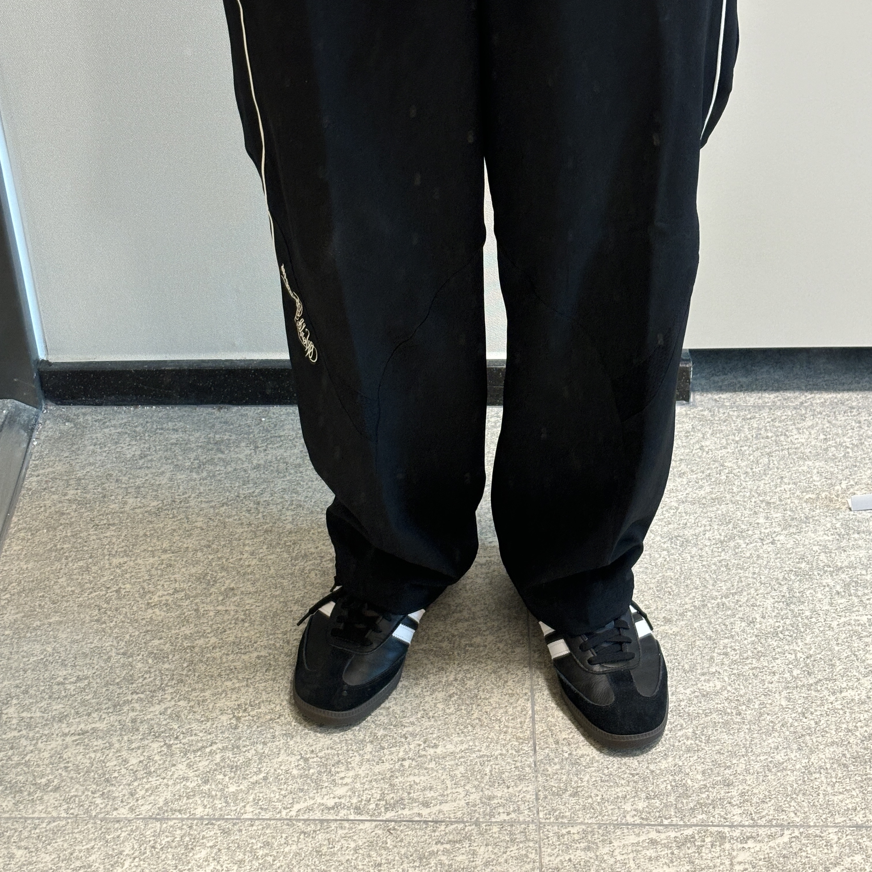 Supreme x Nike Track Pant Black - 25SS 착용 스타일
