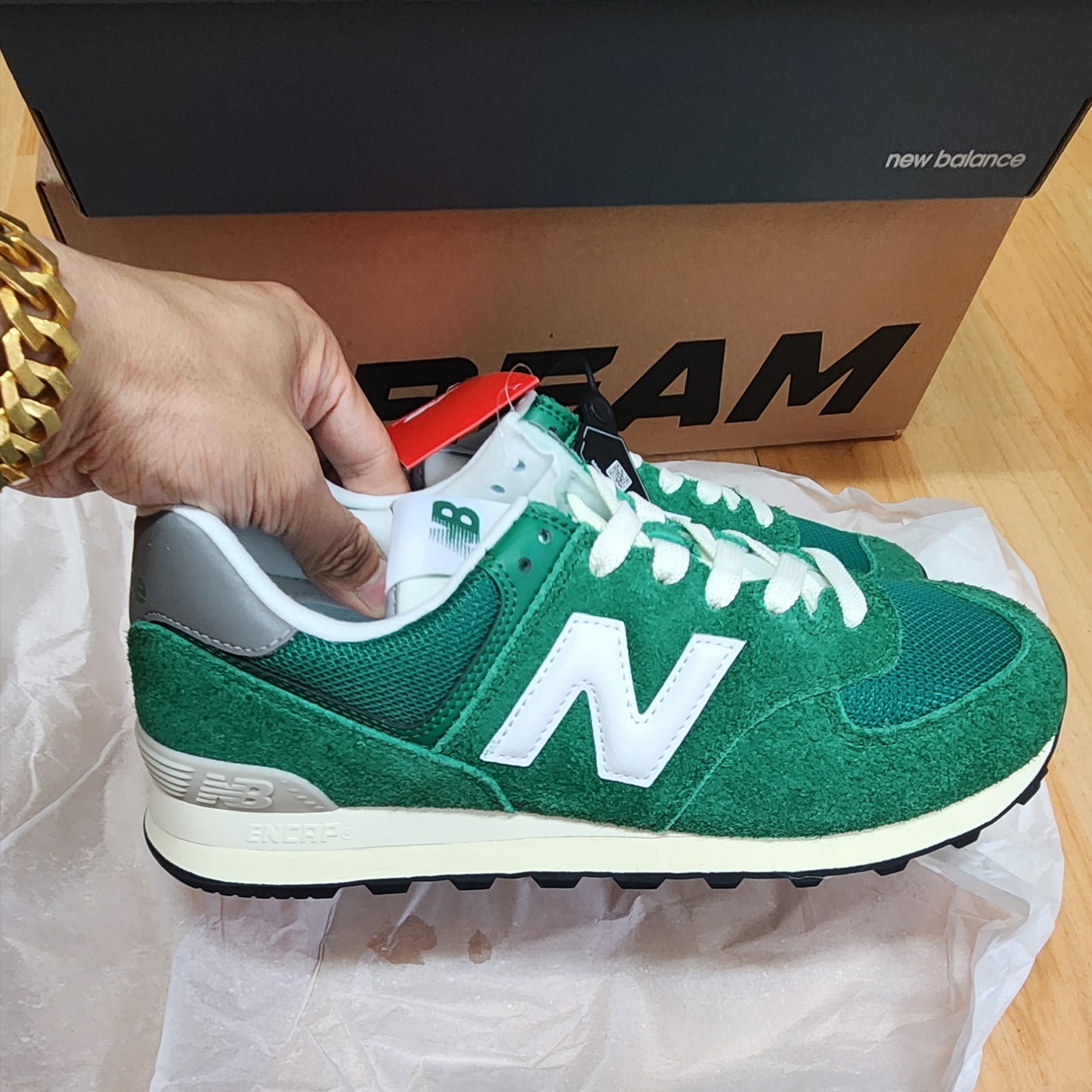 New Balance 574 Heritage Grass Green, New Balance 574 Legacy Apollo Grey 착용 스타일 - 1
