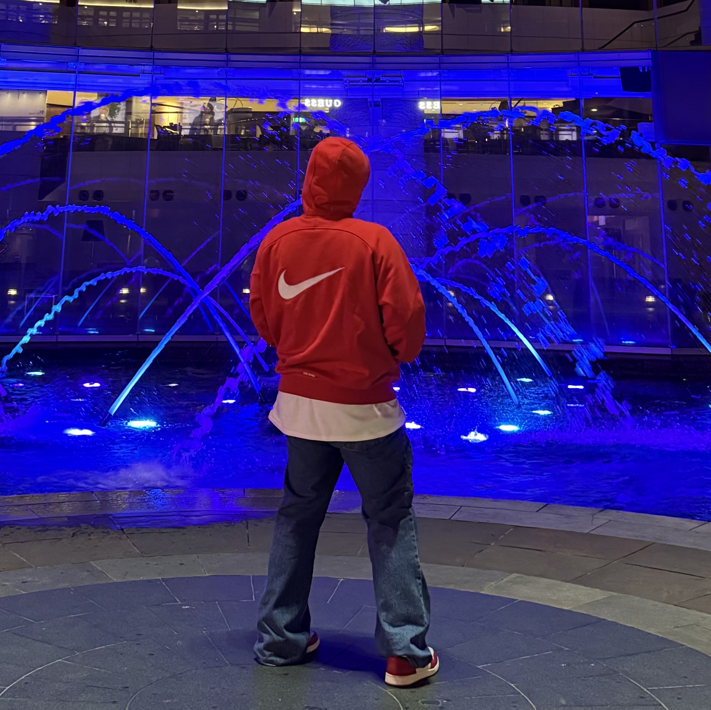 Supreme x Nike Zip Up Hooded Sweatshirt Red - 25SS, Jordan 1 Retro High OG Chicago 2022 착용 스타일