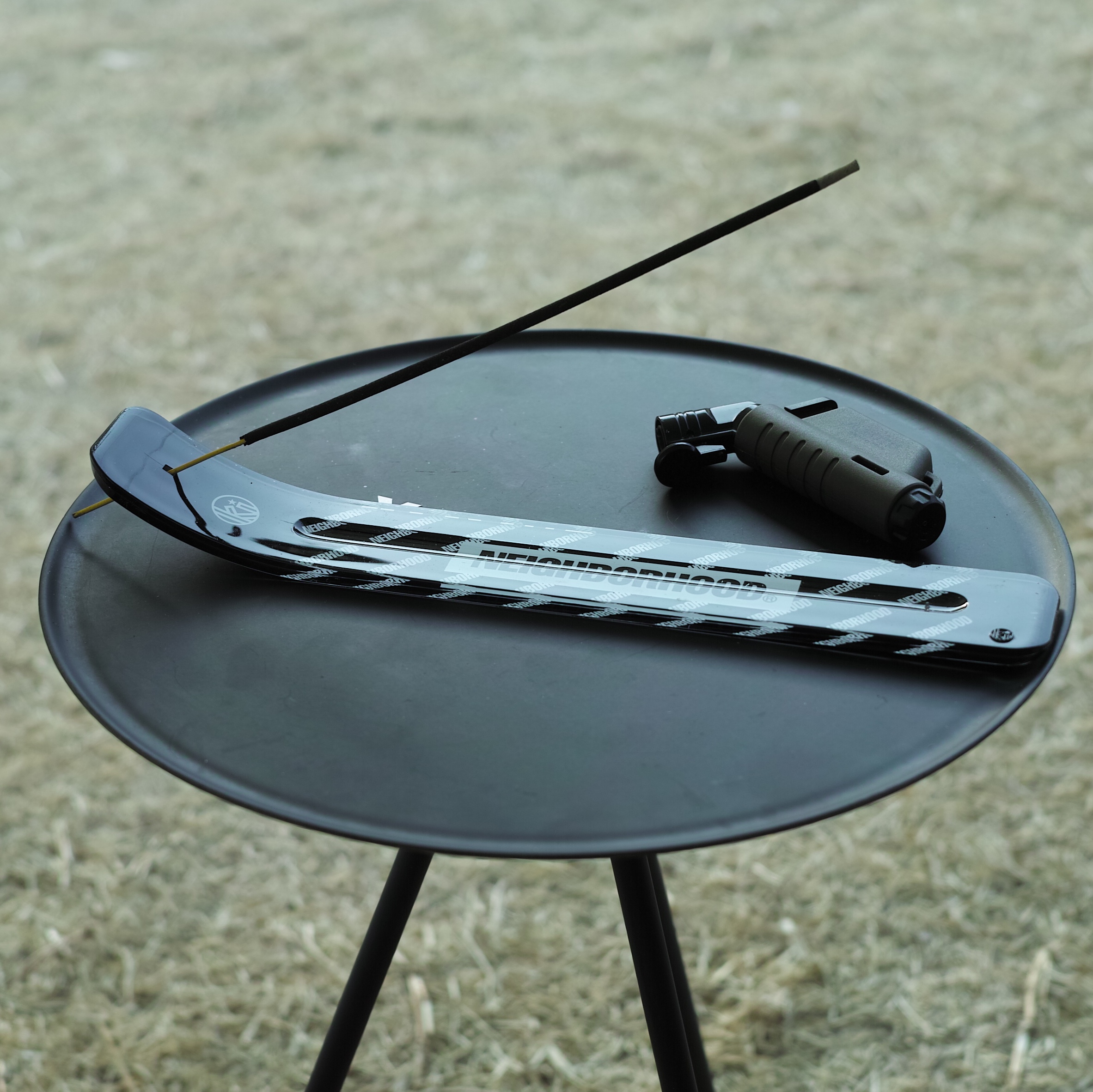 Neighborhood x Kuumba CI Incense Holder Black 착용 스타일