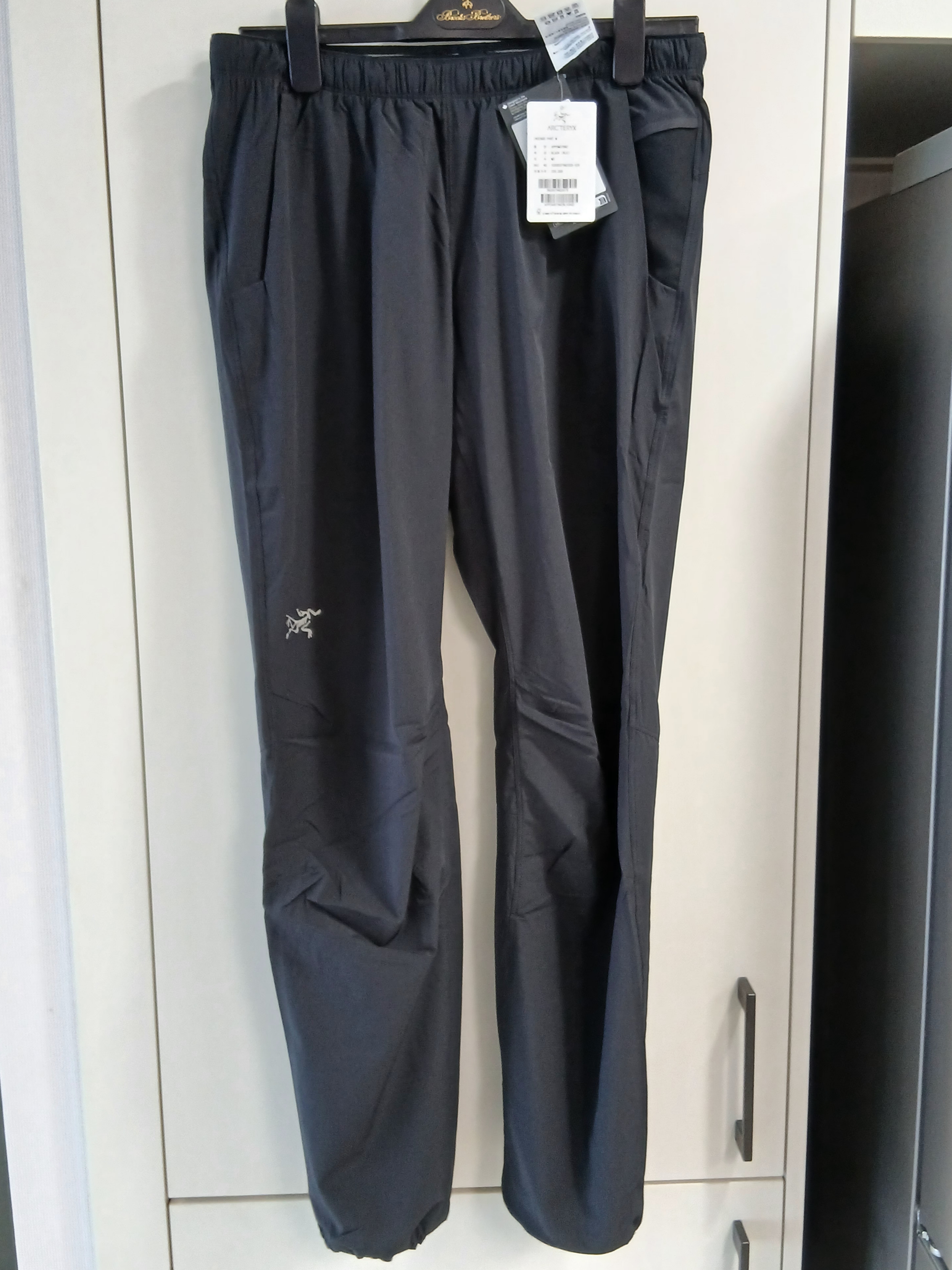 Arc'teryx Incendo Pants Black 착용 스타일 - 1