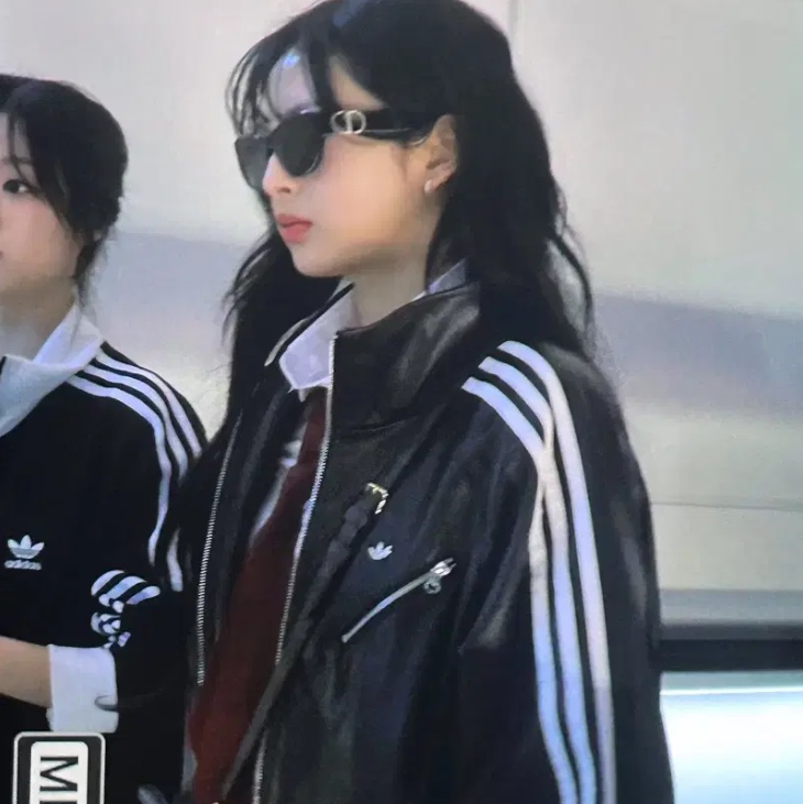 (W) Adidas Sports PUL Jacket Black Cloud White - KR Sizing, (W) Adidas Adilenium Season 3 Vintage Faux Leather Jacket Black - KR Sizing 착용 스타일 - 4