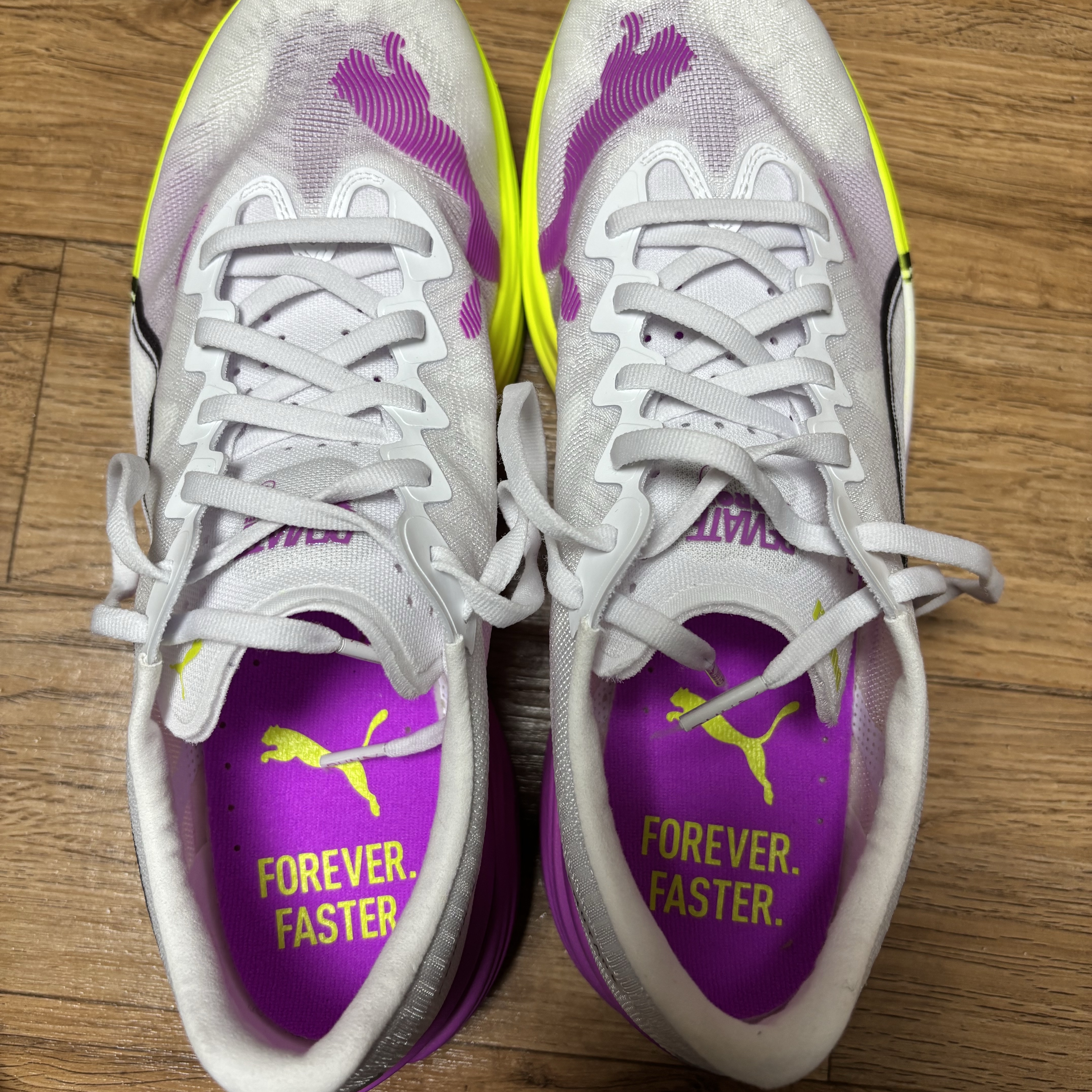 Puma Deviate Nitro Elite 3 White Pure Magenta 착용 스타일 - 2