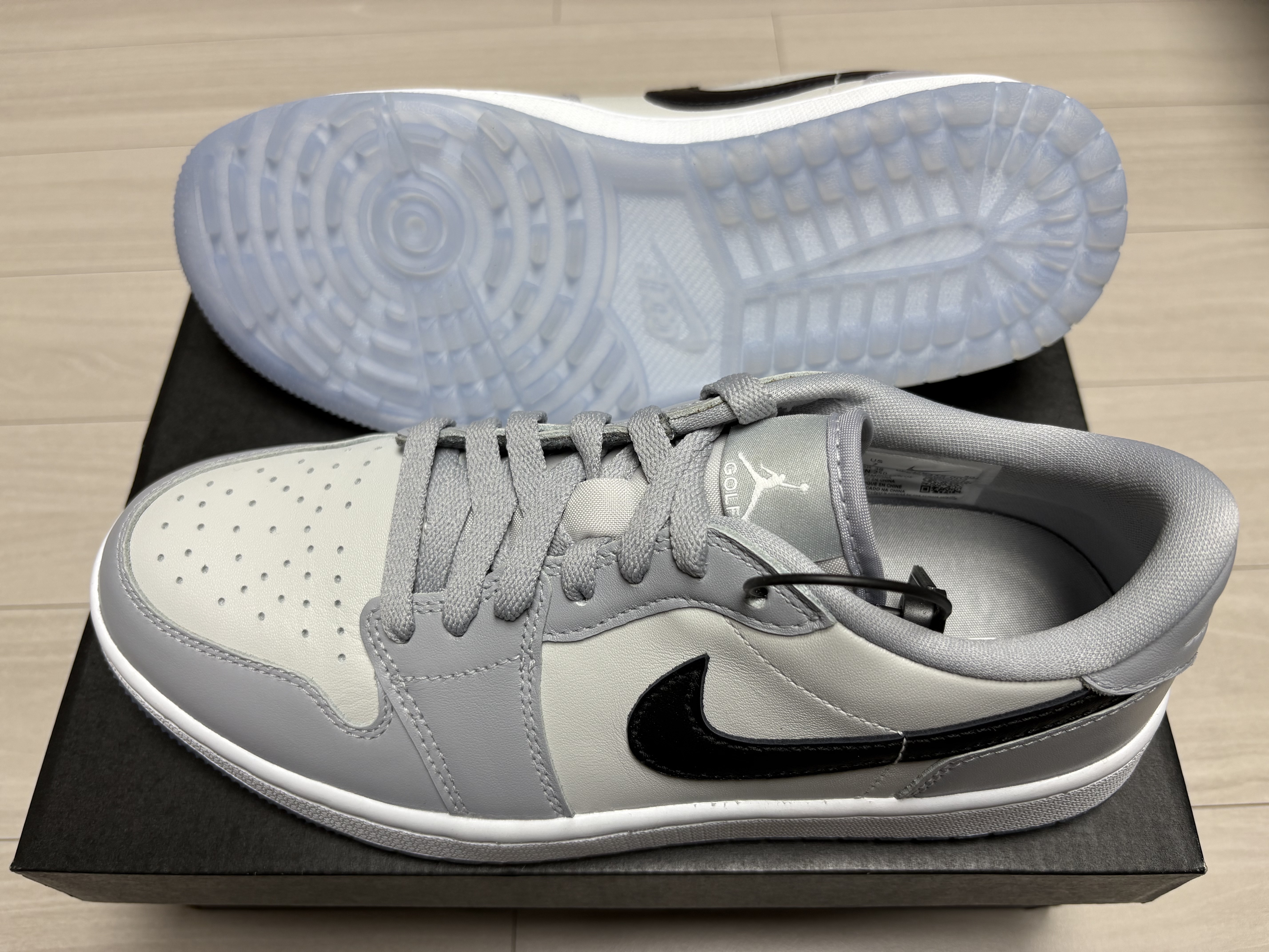 Jordan 1 Low Golf Wolf Grey 착용 스타일 - 6