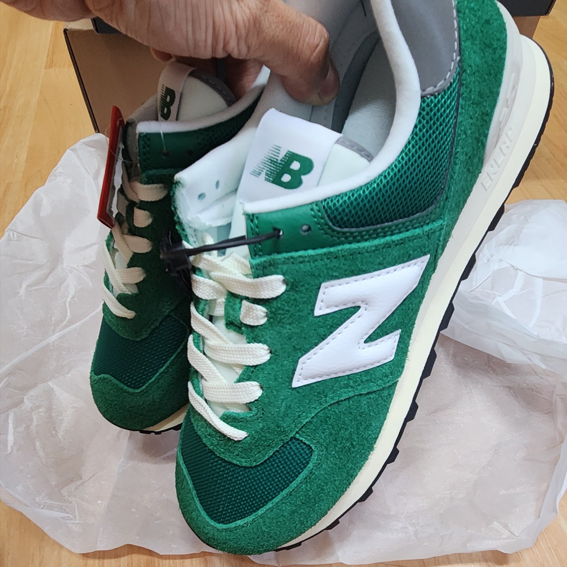 New Balance 574 Heritage Grass Green, New Balance 574 Legacy Apollo Grey 착용 스타일 - 2