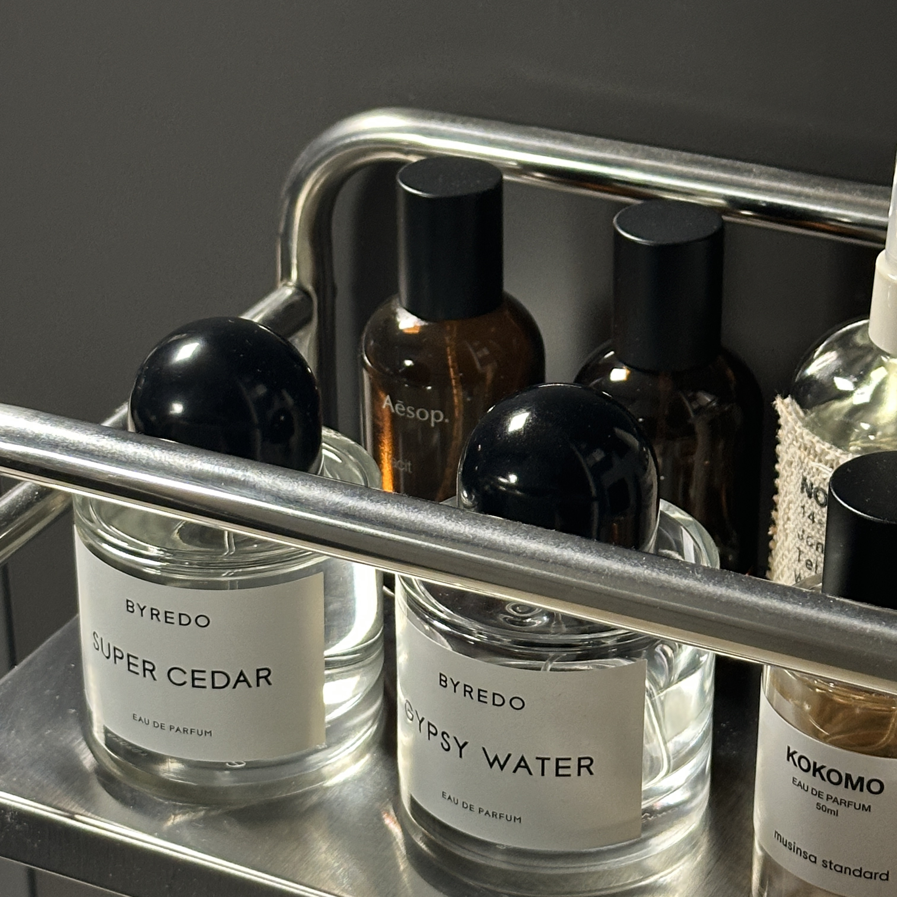 Byredo Super Cedar Eau De Parfum 100ml 착용 스타일