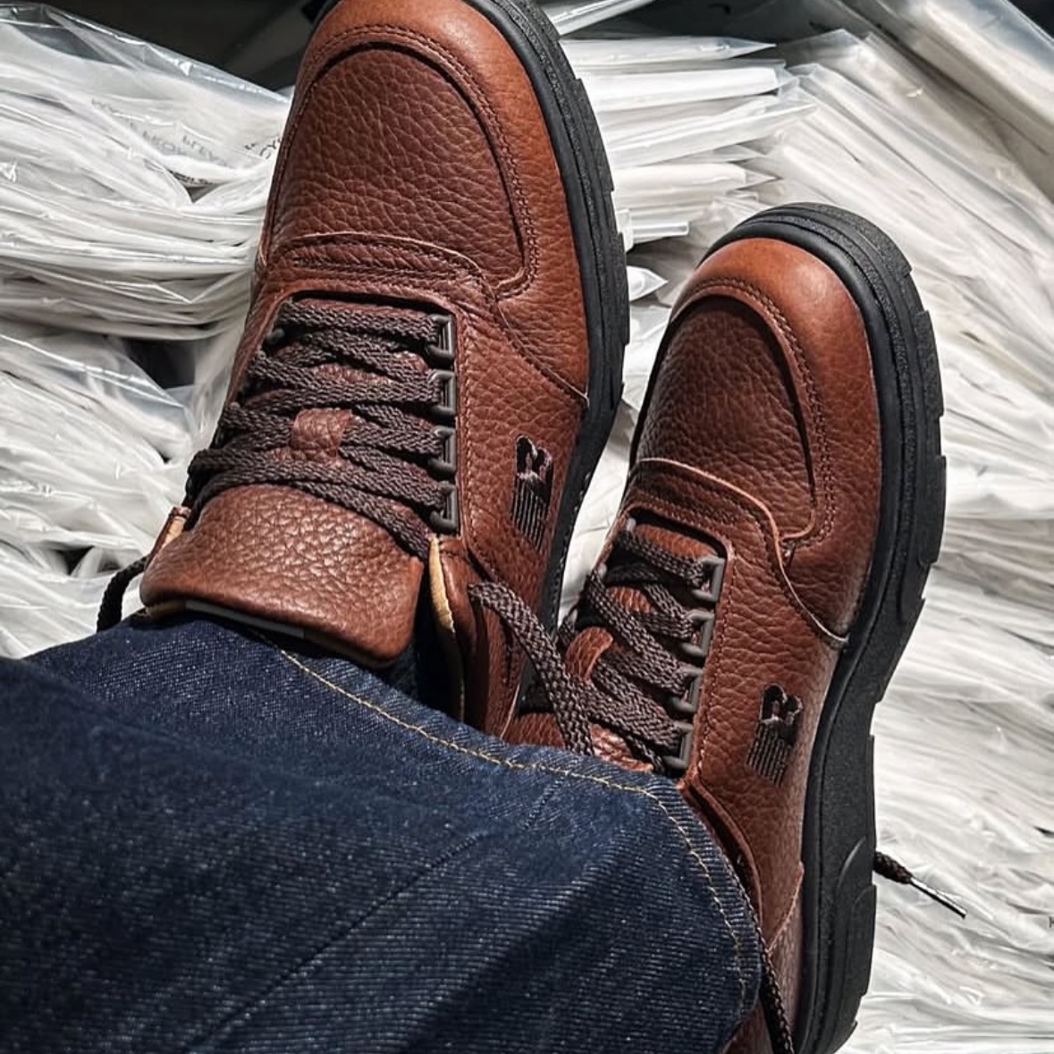 New Balance Allerdale Made in UK Tortoise Shell 착용 스타일