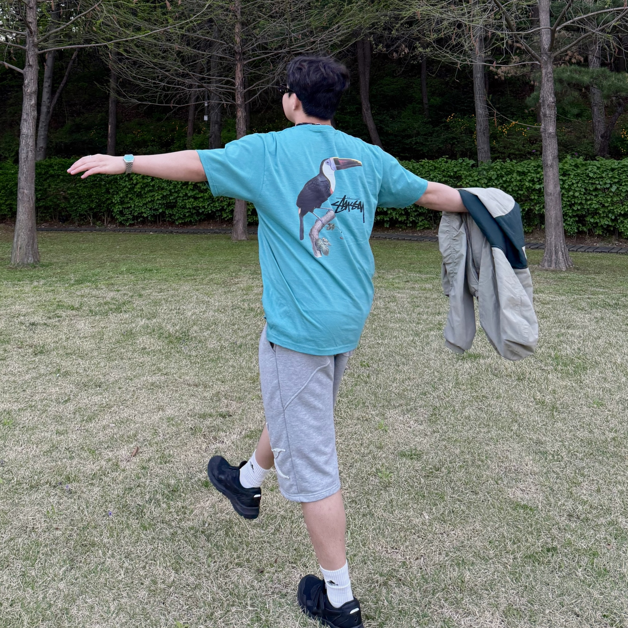 Stussy Toucan T-Shirt Ocean, Asics Winjob CP215 Black 착용 스타일 - 1
