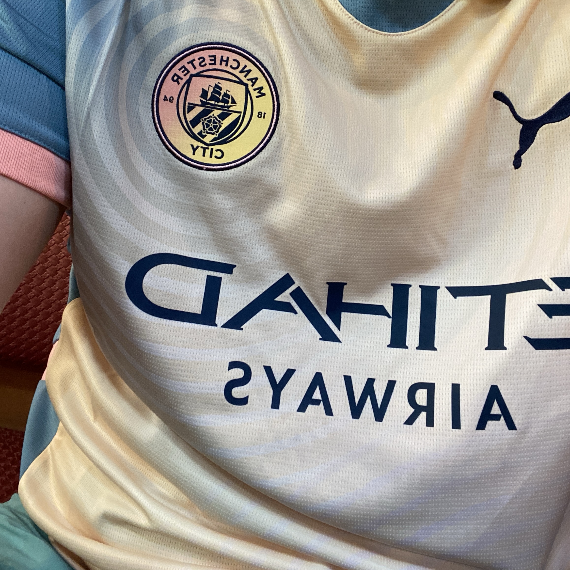 Puma Manchester City 2024/25 4th Jersey Rosebay Bold Blue (Non Marking Ver.) 착용 스타일