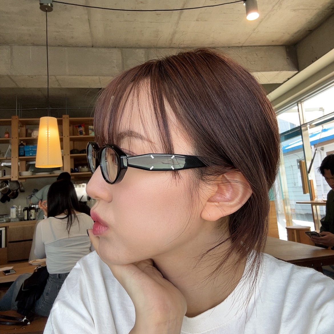 Gentle Monster x Maison Margiela MM209 Black Clear 착용 스타일 - 2