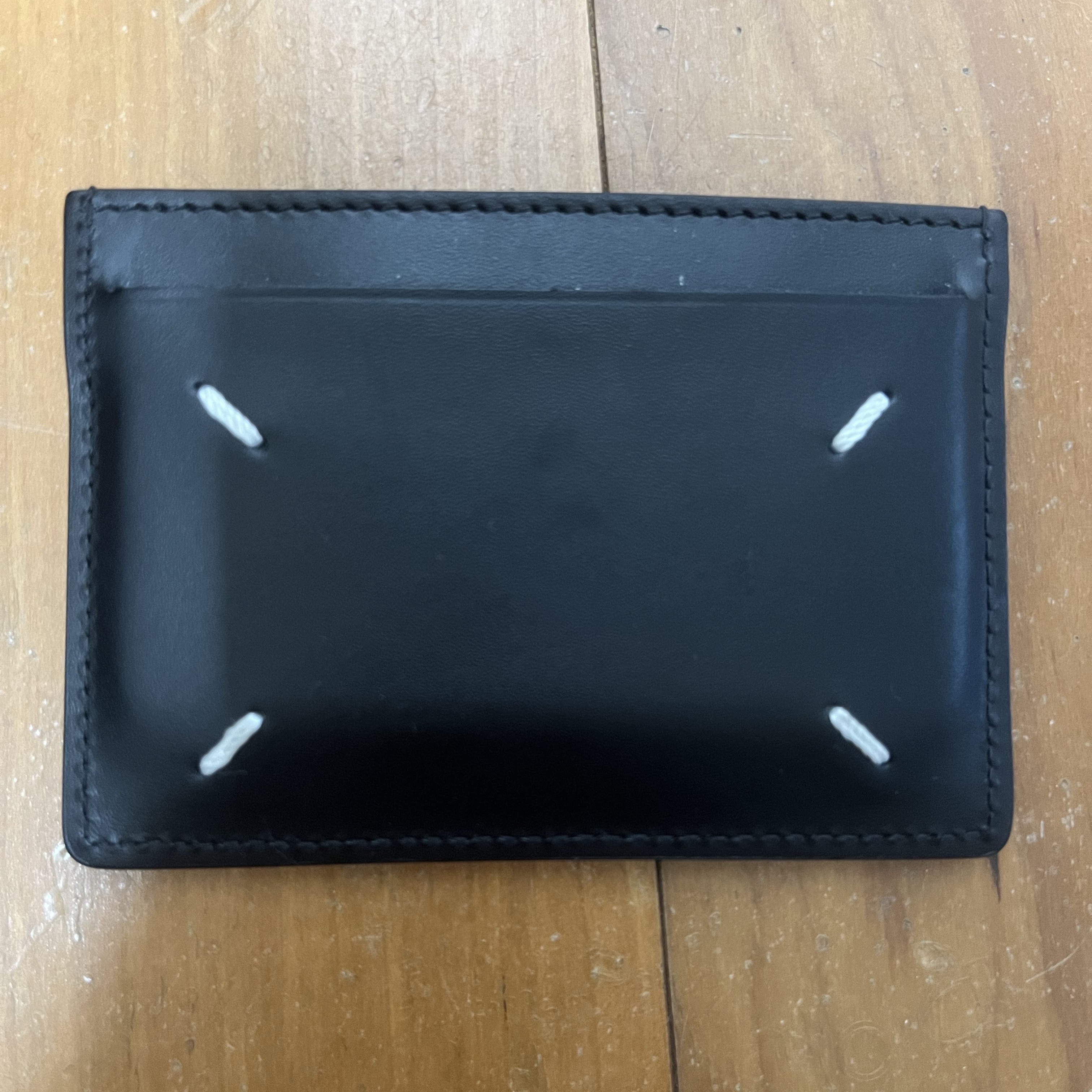 Maison Margiela Four Stitch Card Holder Black 착용 스타일
