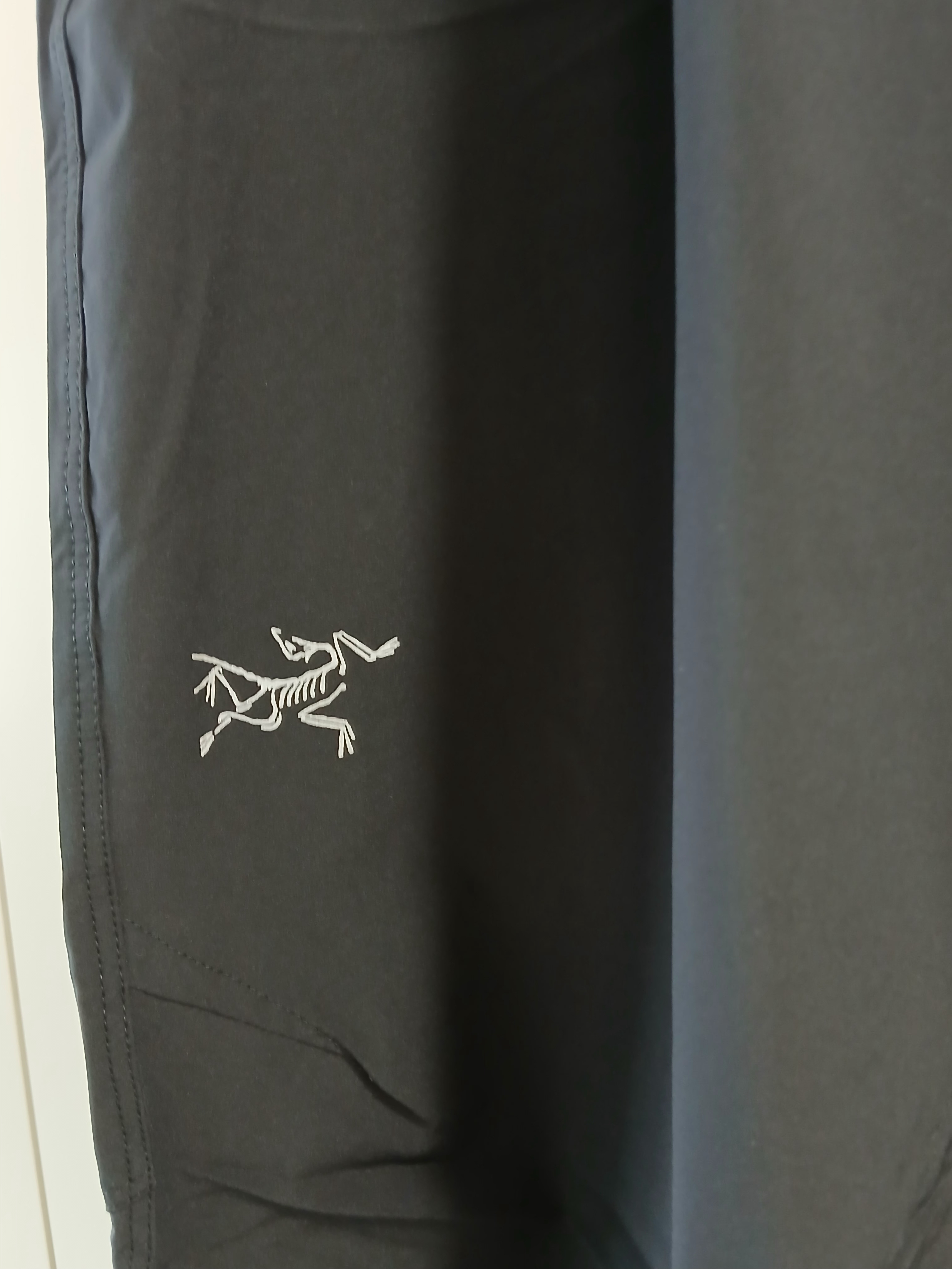 Arc'teryx Incendo Pants Black 착용 스타일 - 3