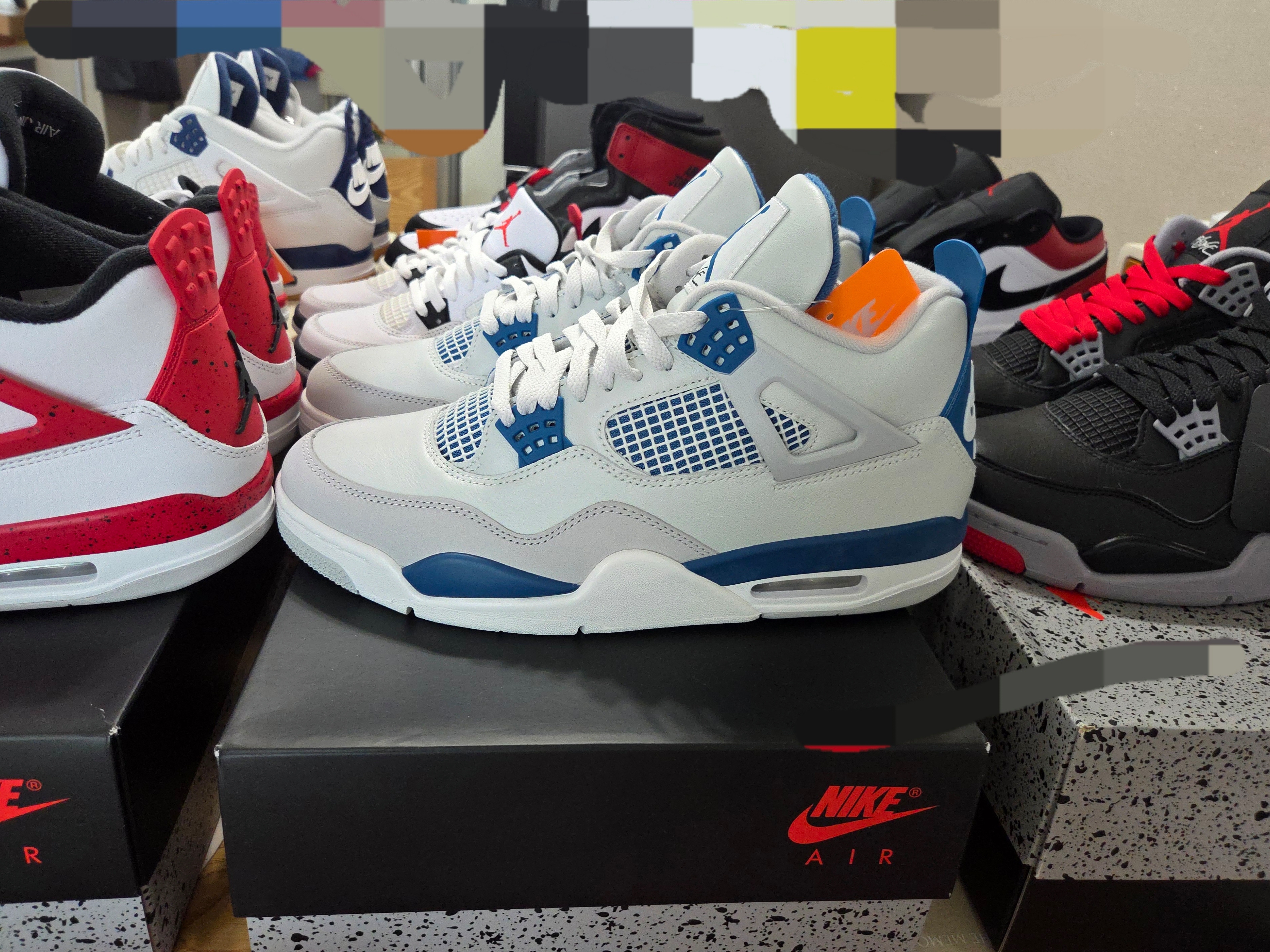 Jordan 4 x Nike SB Retro SP Navy, Jordan 4 Retro Industrial Blue 착용 스타일 - 1