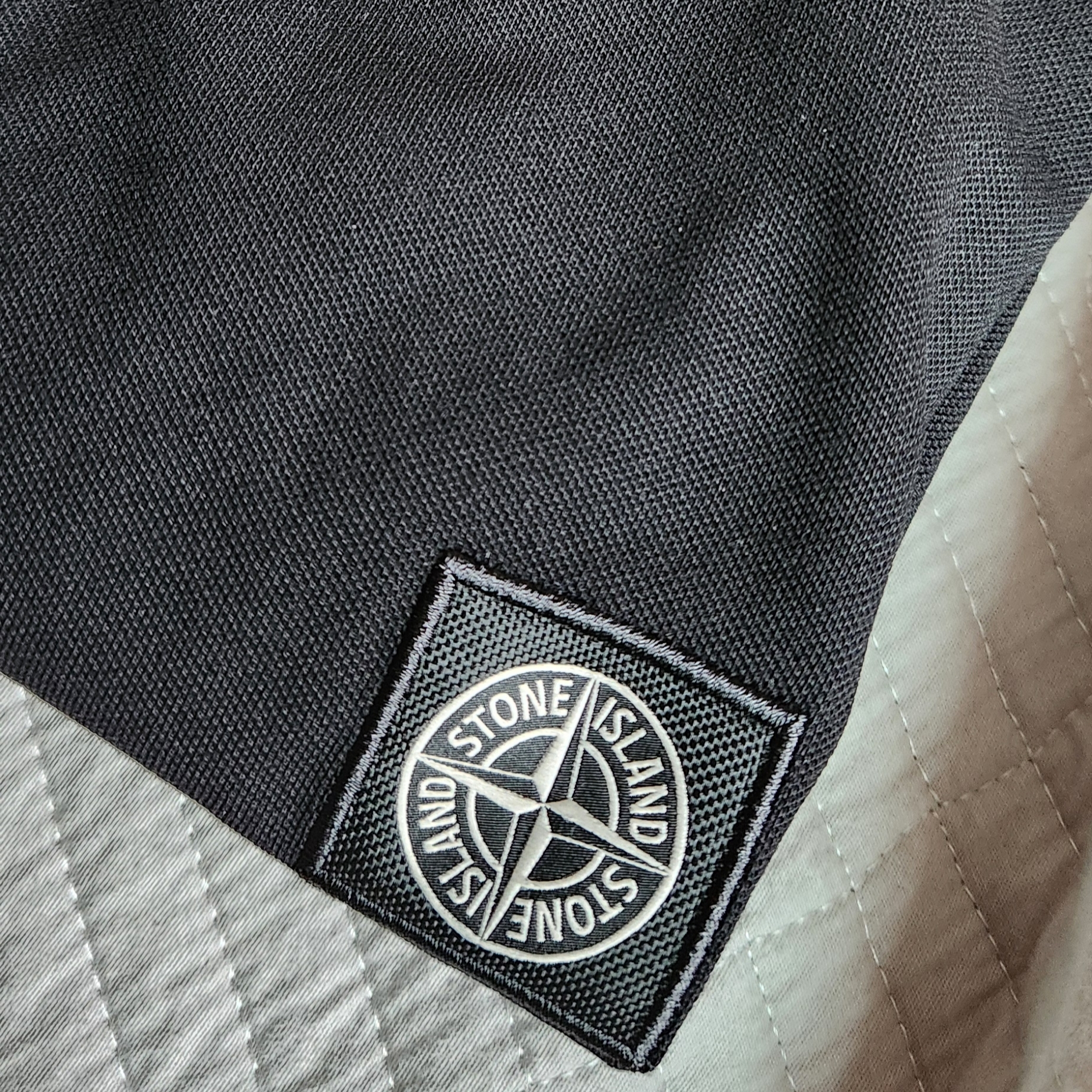 Stone Island 22002SC Organic Cotton Elastane Pique Patch Slim Fit  Polo Shirt Black - 25SS 착용 스타일 - 2