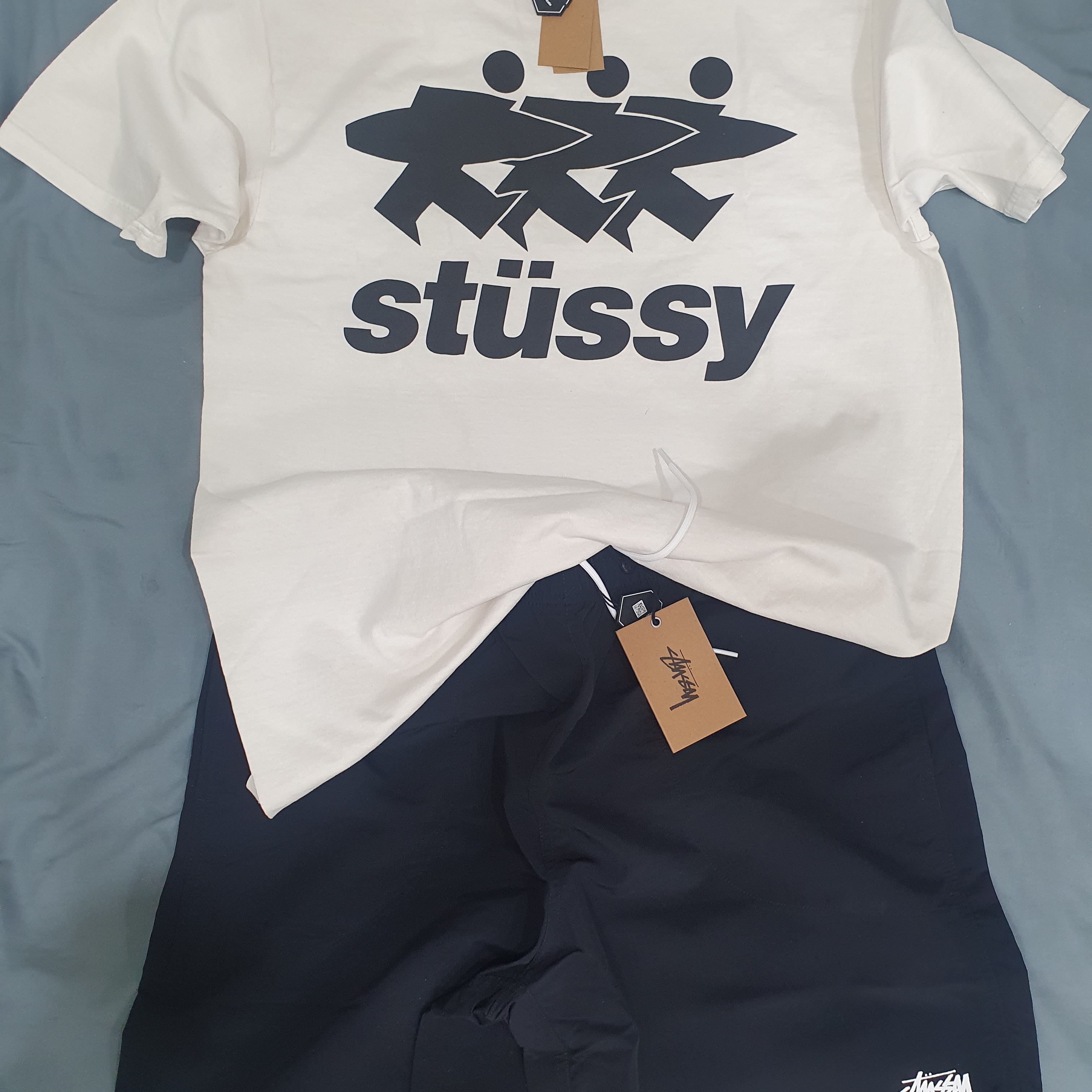 Stussy Surfwalk Pigment Dyed T-Shirt Natural 착용 스타일