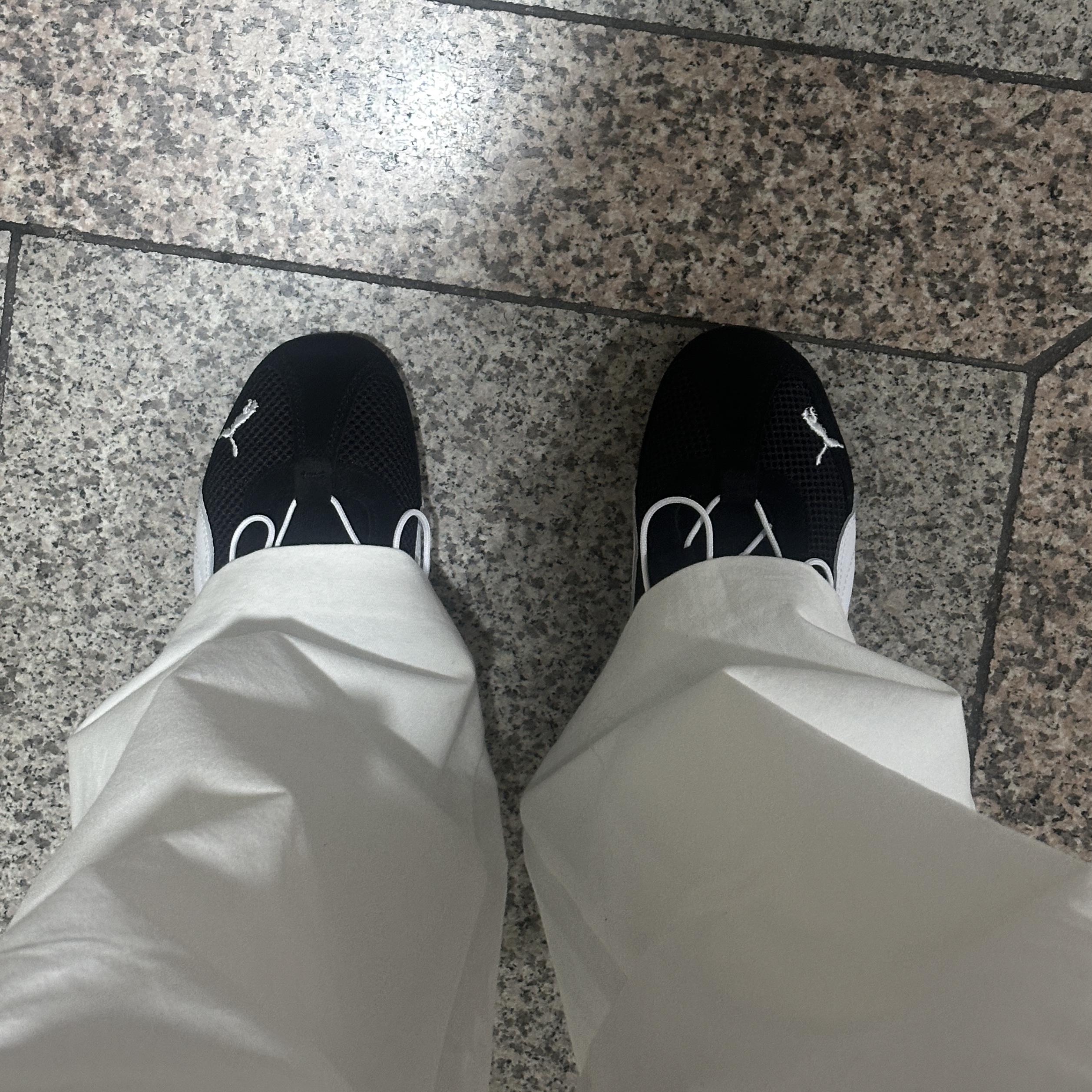 (W) Puma Speedcat Go Puma Black Puma White 착용 스타일 - 2