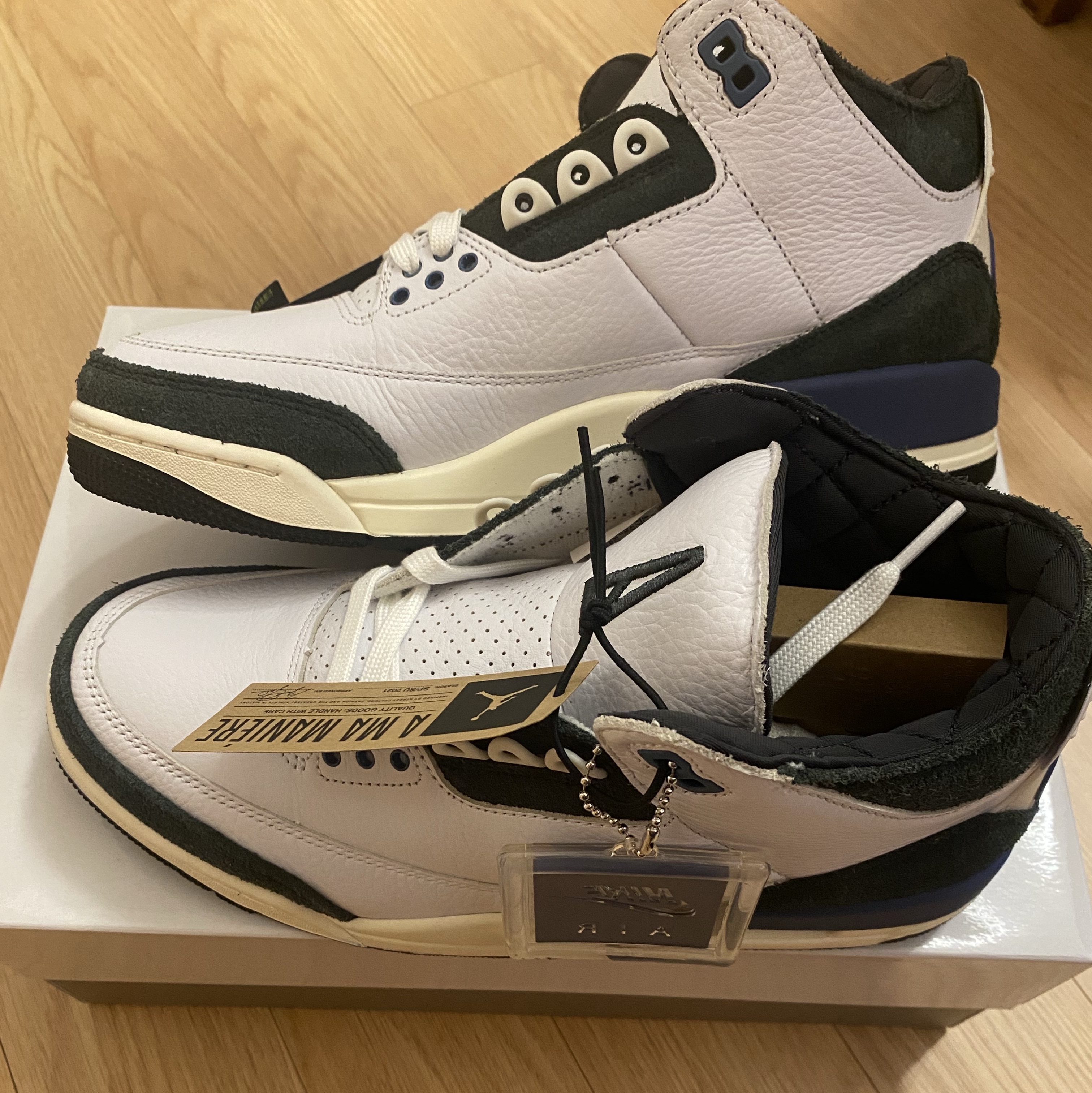 Jordan 3 x A Ma Maniere Retro OG SP For The Love 착용 스타일