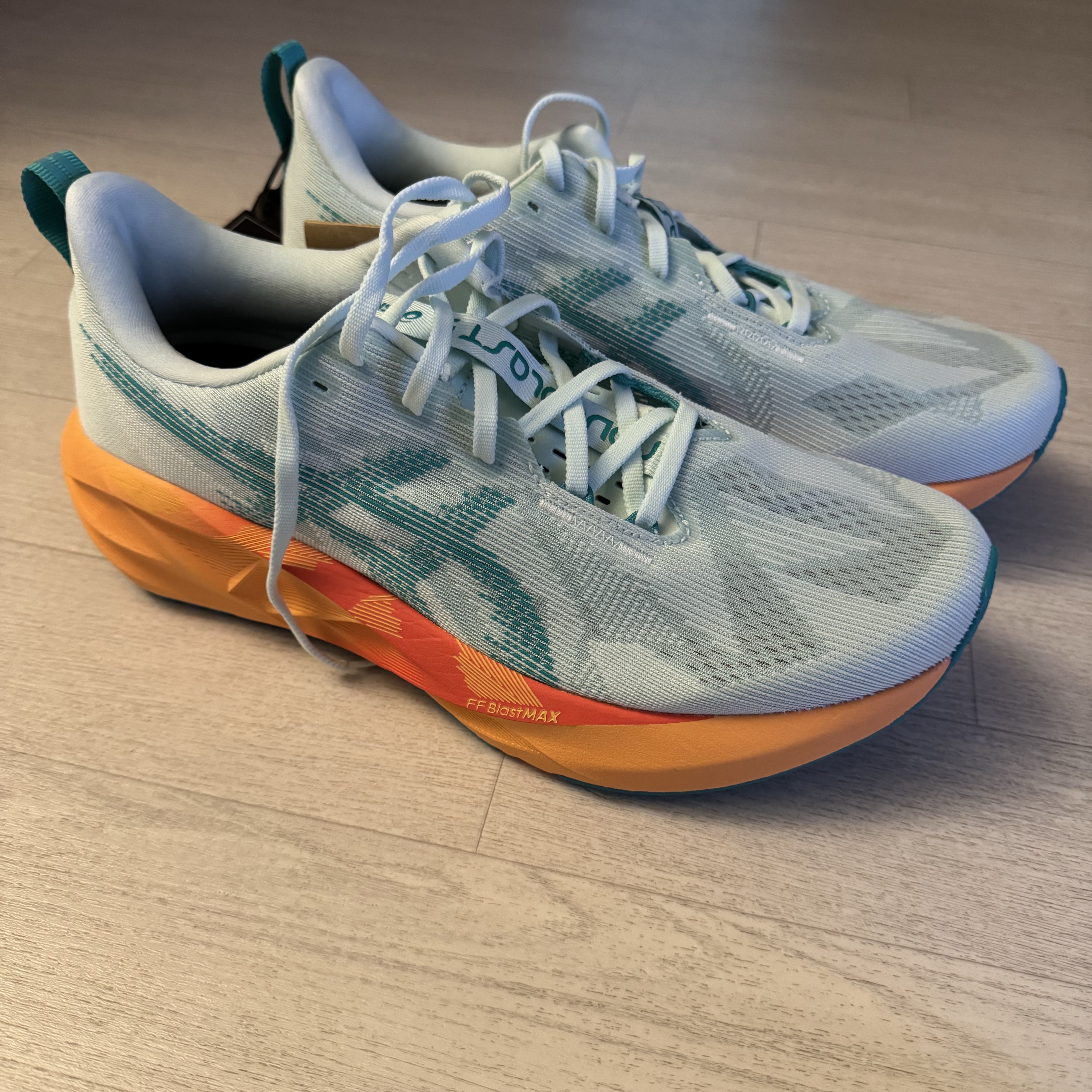 Asics Novablast 5 Soothing Sea Wave Teal 착용 스타일