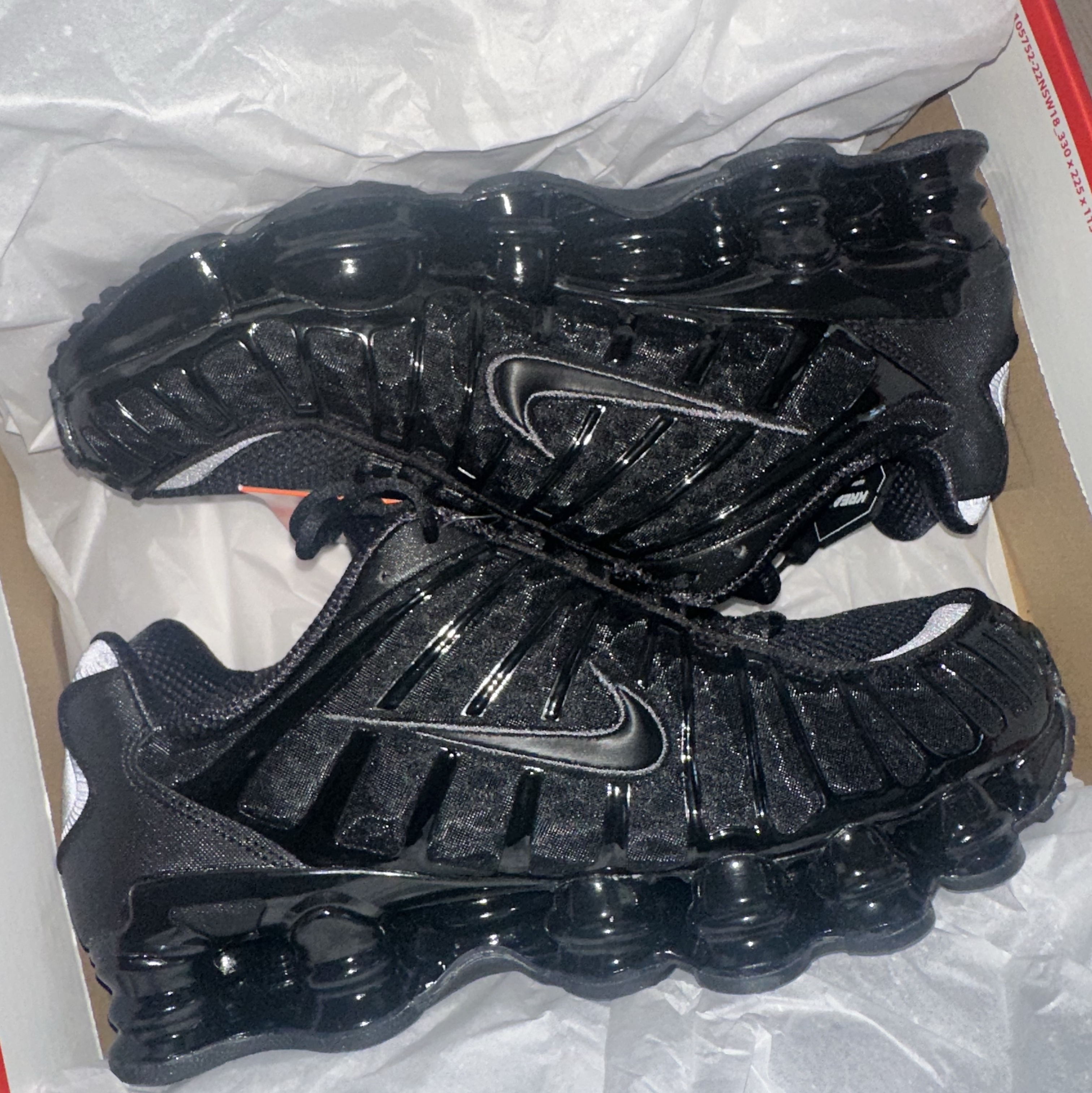 Nike Shox TL Black Metallic Hematite 착용 스타일