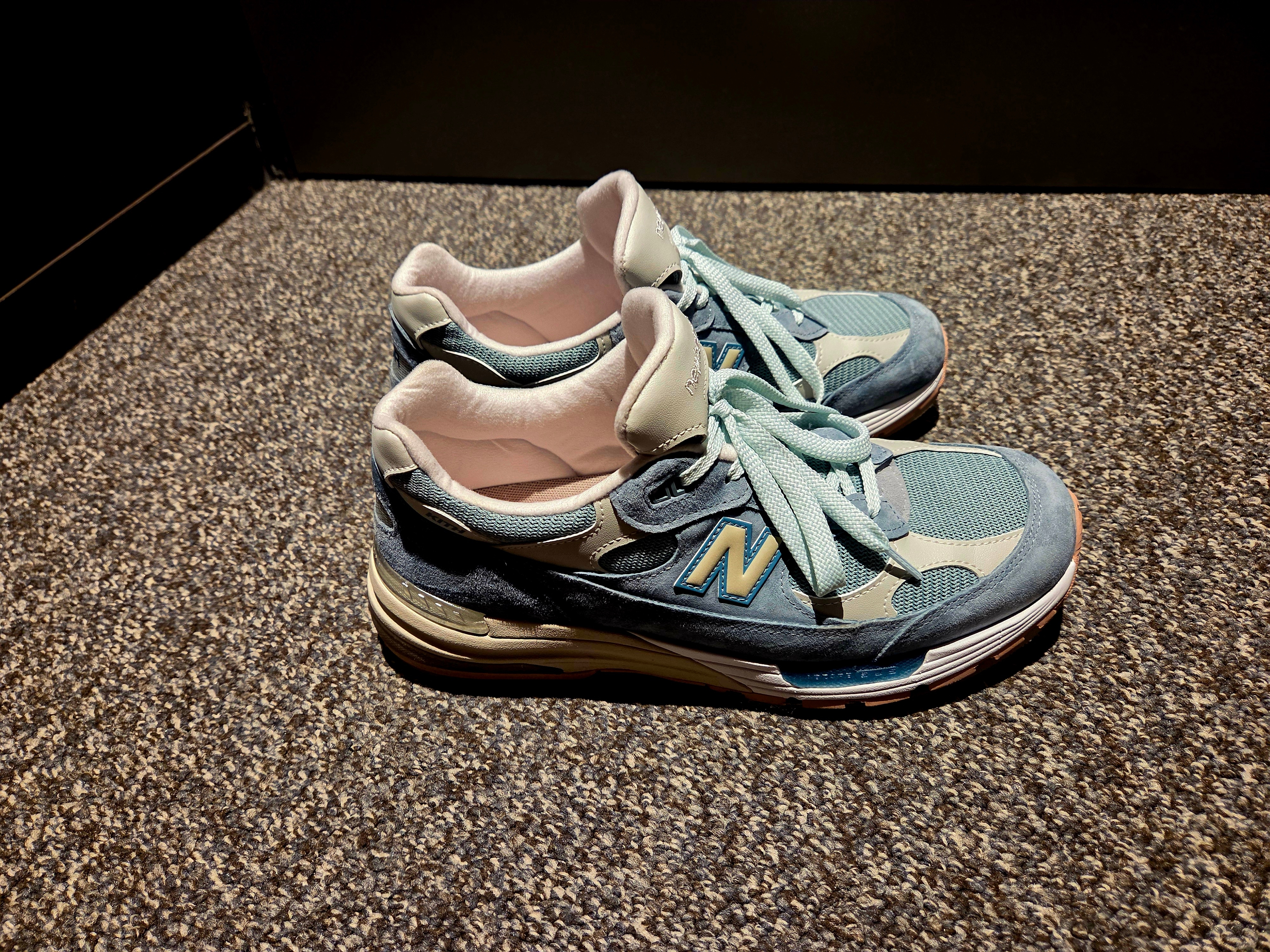 New Balance x Kith 992 Made in USA Aegean Blue Oyster 착용 스타일