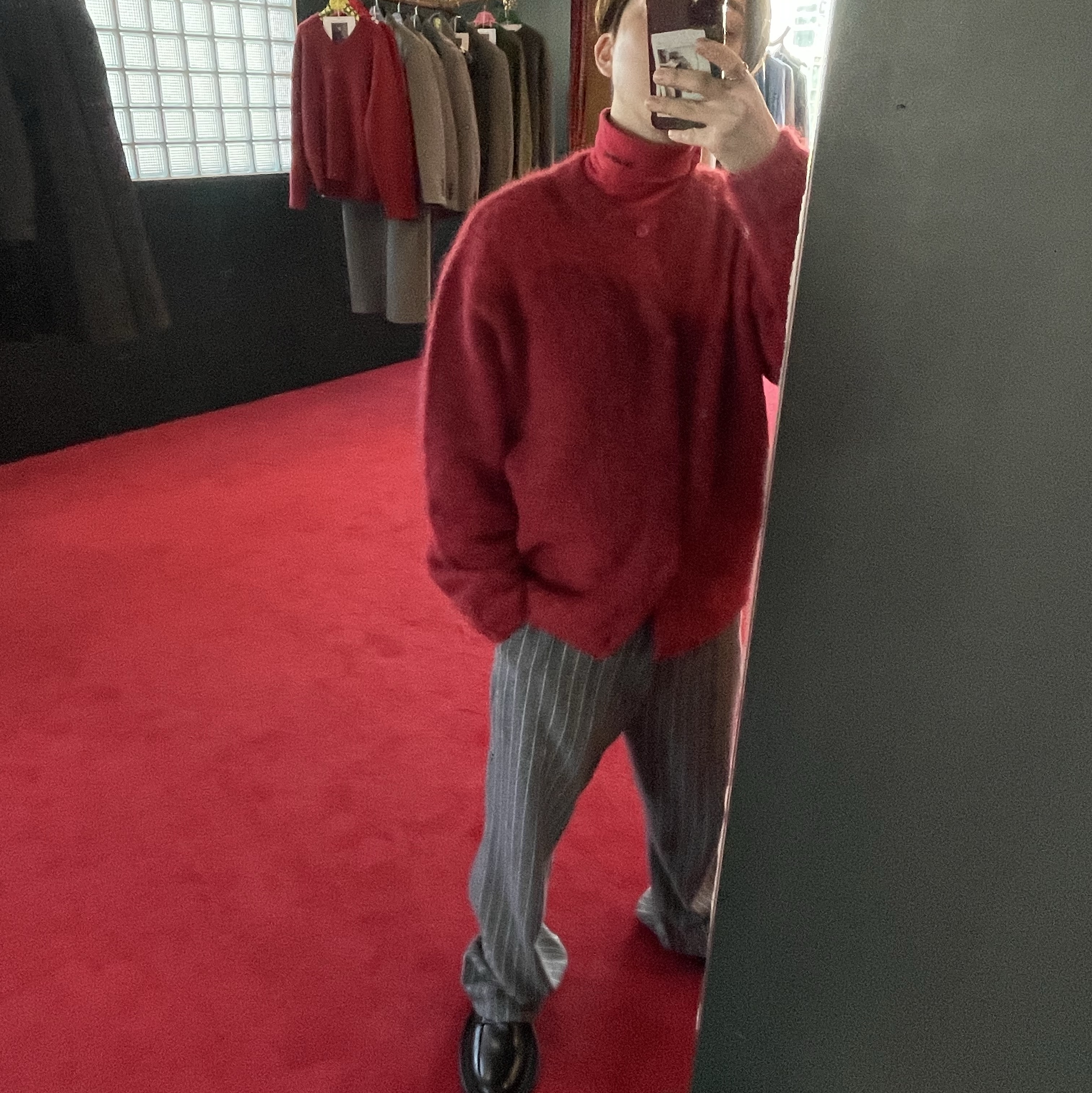 STU Mohair Cardigan Red, STU Stripe Straight Wool Slacks Grey 착용 스타일