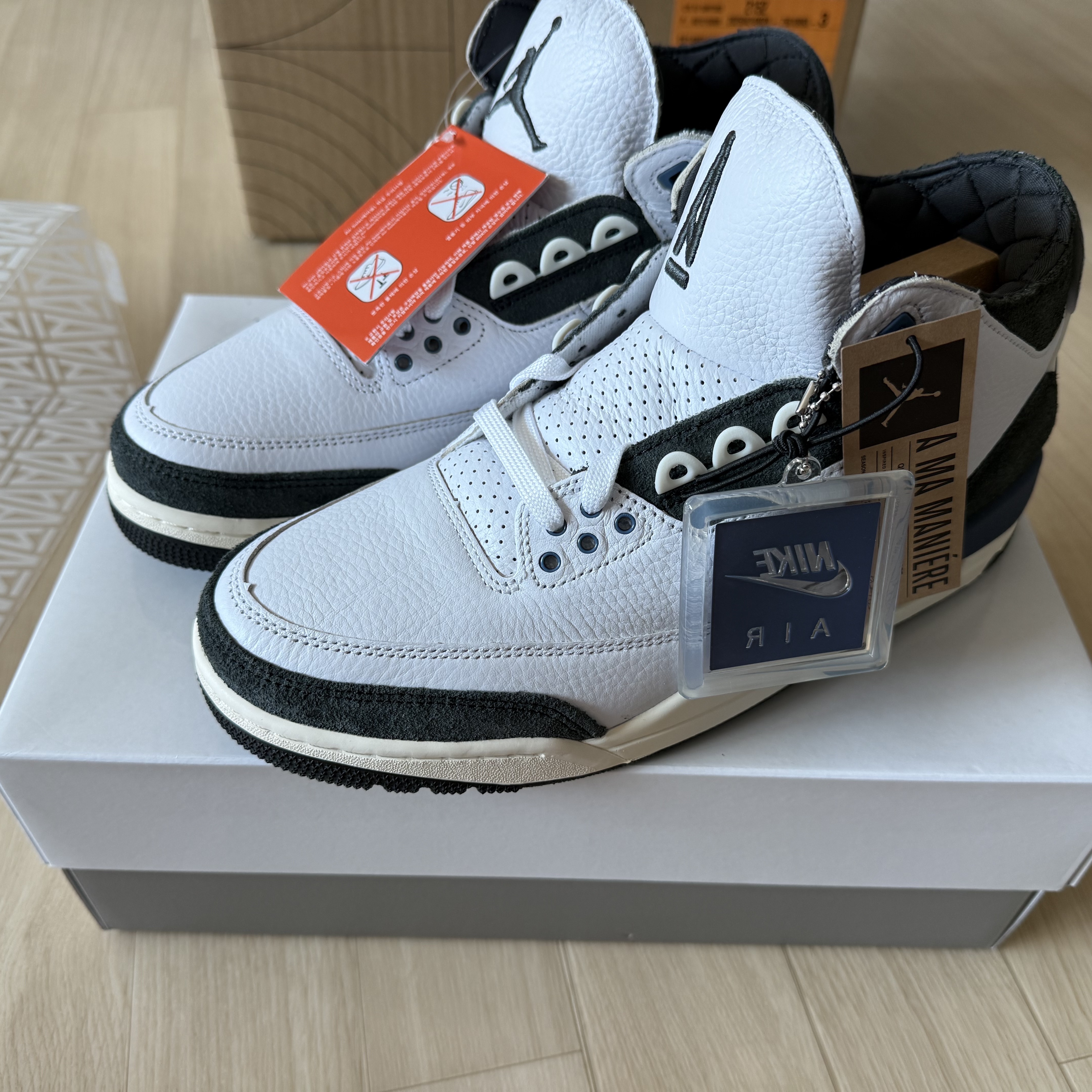 Jordan 3 x A Ma Maniere Retro OG SP For The Love 착용 스타일 - 1