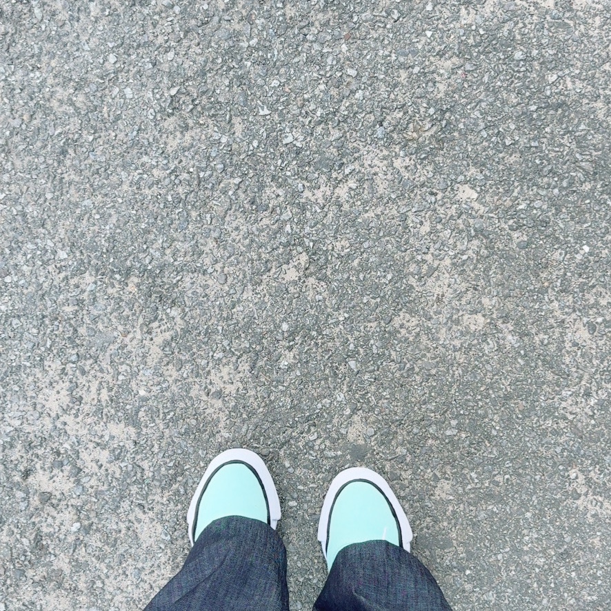 Maison Mihara Yasuhiro Baker OG Sole Canvas Low Cut Sneakers Light Blue 착용 스타일