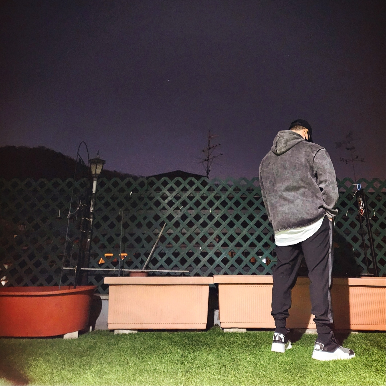 Y-3 Ayero Black White, Y-3 Dad Cap Black 착용 스타일 - 3