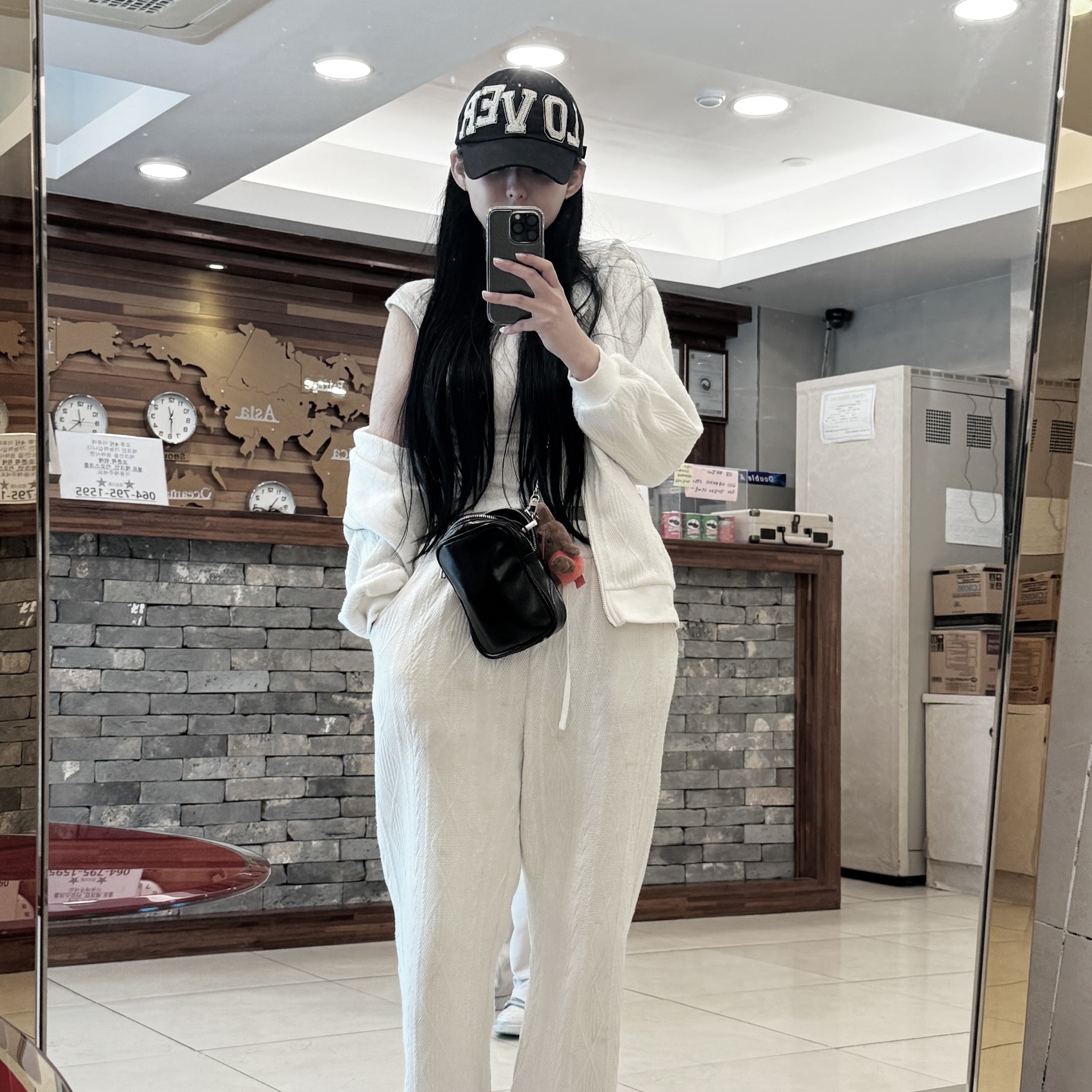 PACOSPLY Lover E3 Cap Black 착용 스타일 - 1