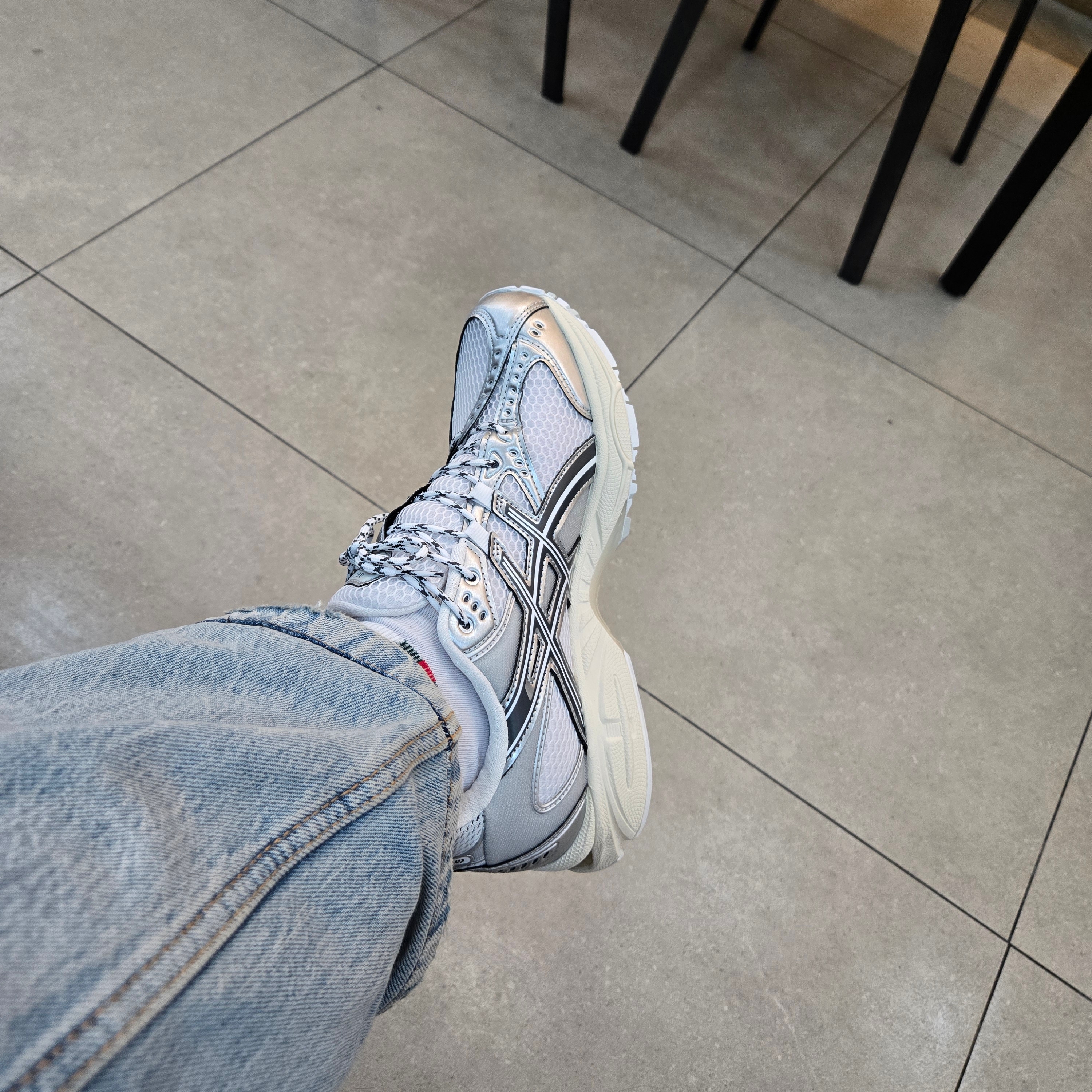 Asics Gel-Nimbus 10.1 White Glacier Grey - Korea Exclusive 착용 스타일