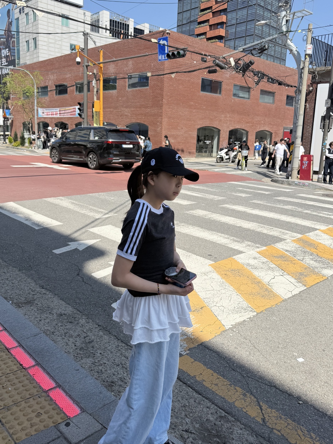 (W) Adidas 3S Slim Reglan T-Shirt Black Melange - KR Sizing, Adidas x BAPE Baseball Cap Black 착용 스타일 - 1