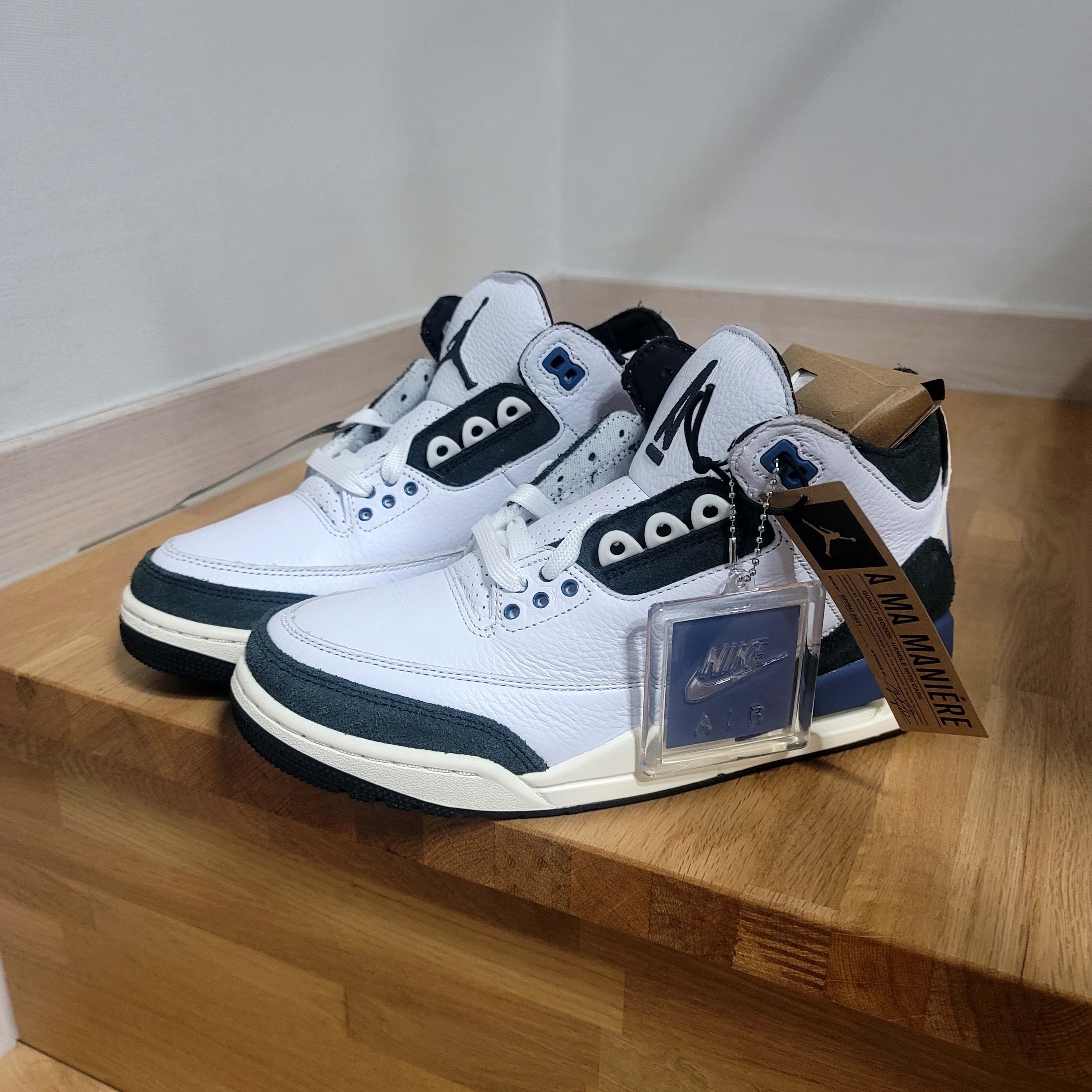Jordan 3 x A Ma Maniere Retro OG SP For The Love 착용 스타일 - 3