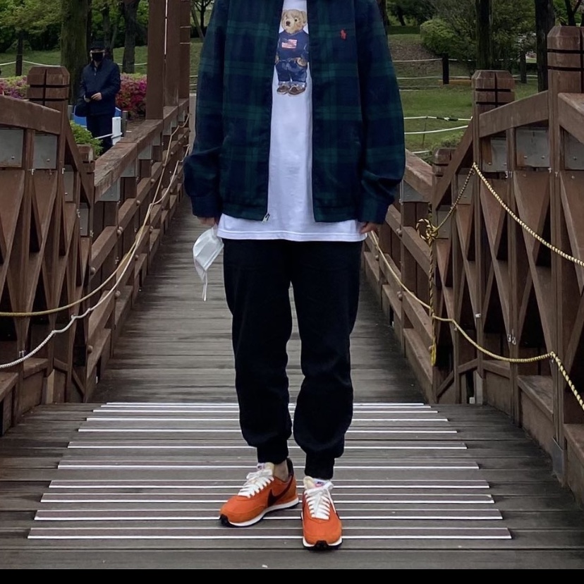 Nike Waffle Trainer 2 SP Starfish 착용 스타일