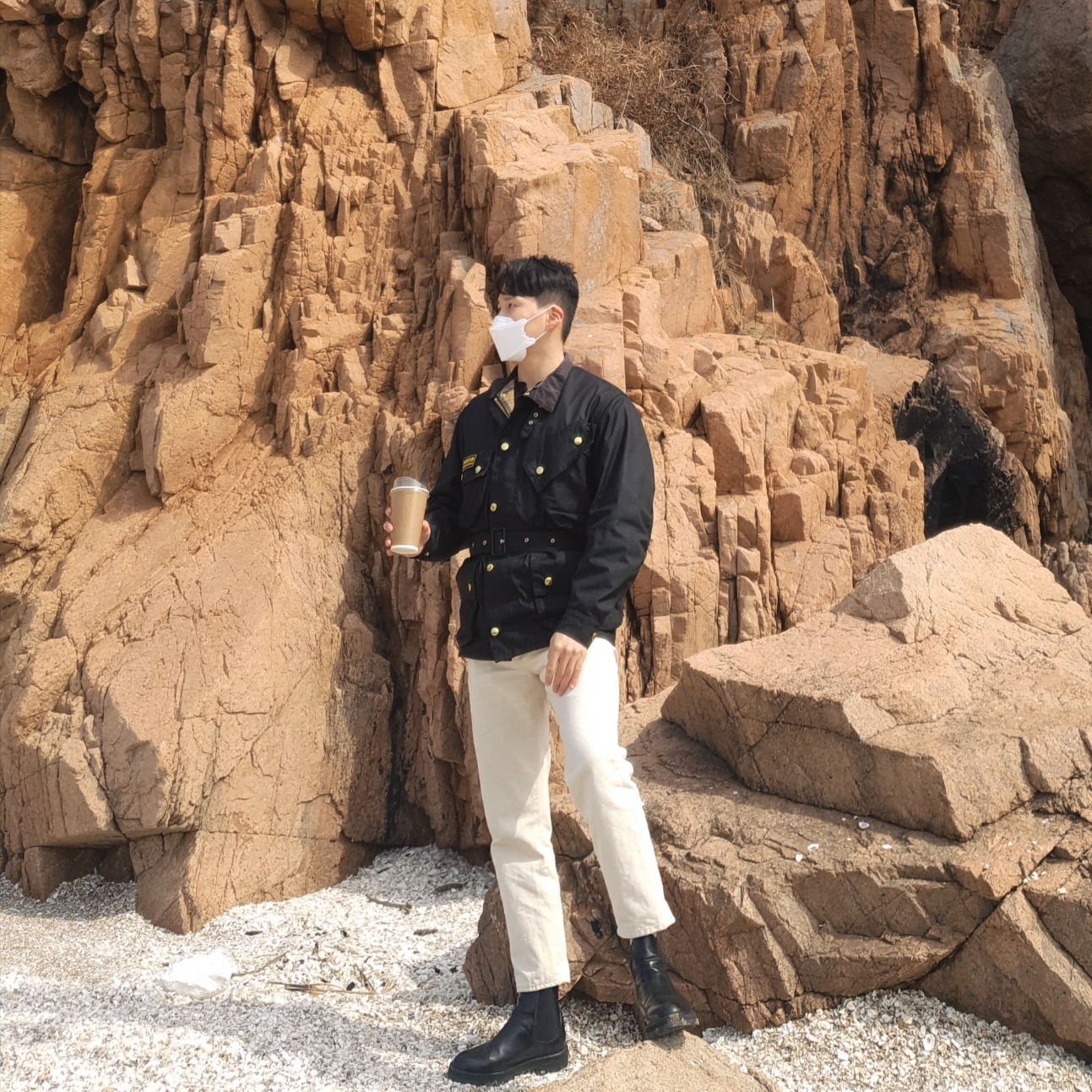 Barbour International Original Wax Jacket Black 착용 스타일