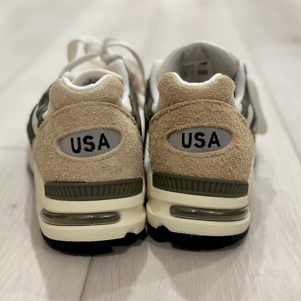New Balance 990v2 Made in USA Grey Tan 착용 스타일 - 4