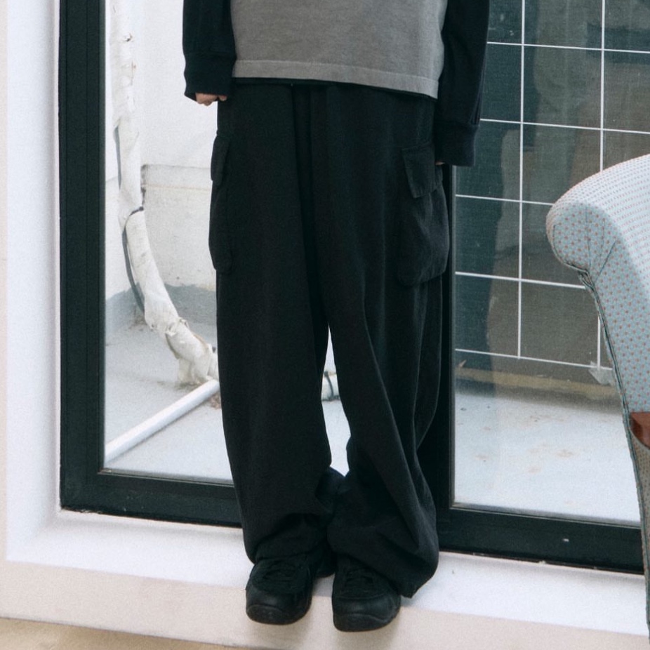 Polyteru Human Index Index Cargo Pants Black 착용 스타일