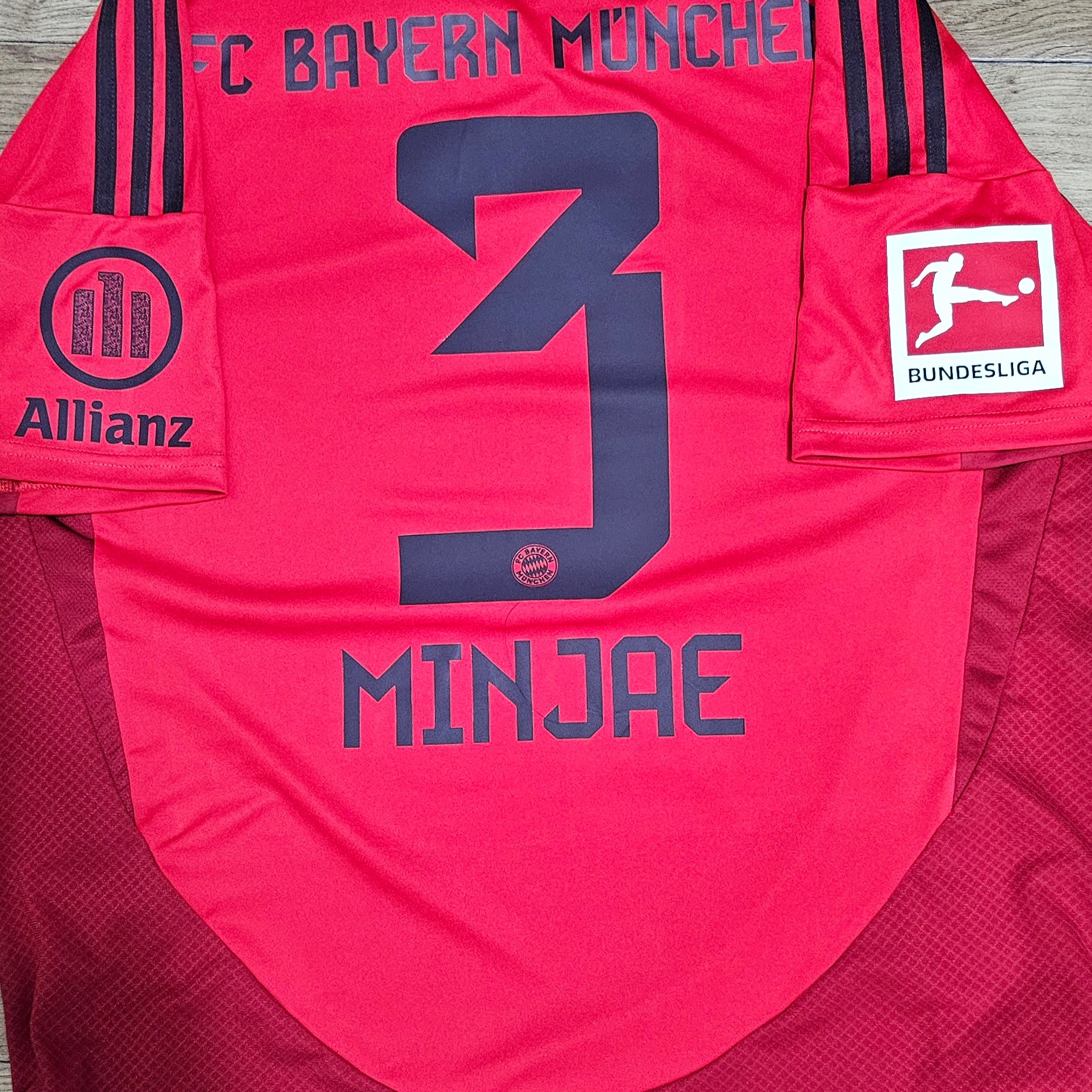 Adidas Bayern Munchen 2024/25 Home Jersey Red - KR Sizing (Non Marking Ver.) 착용 스타일