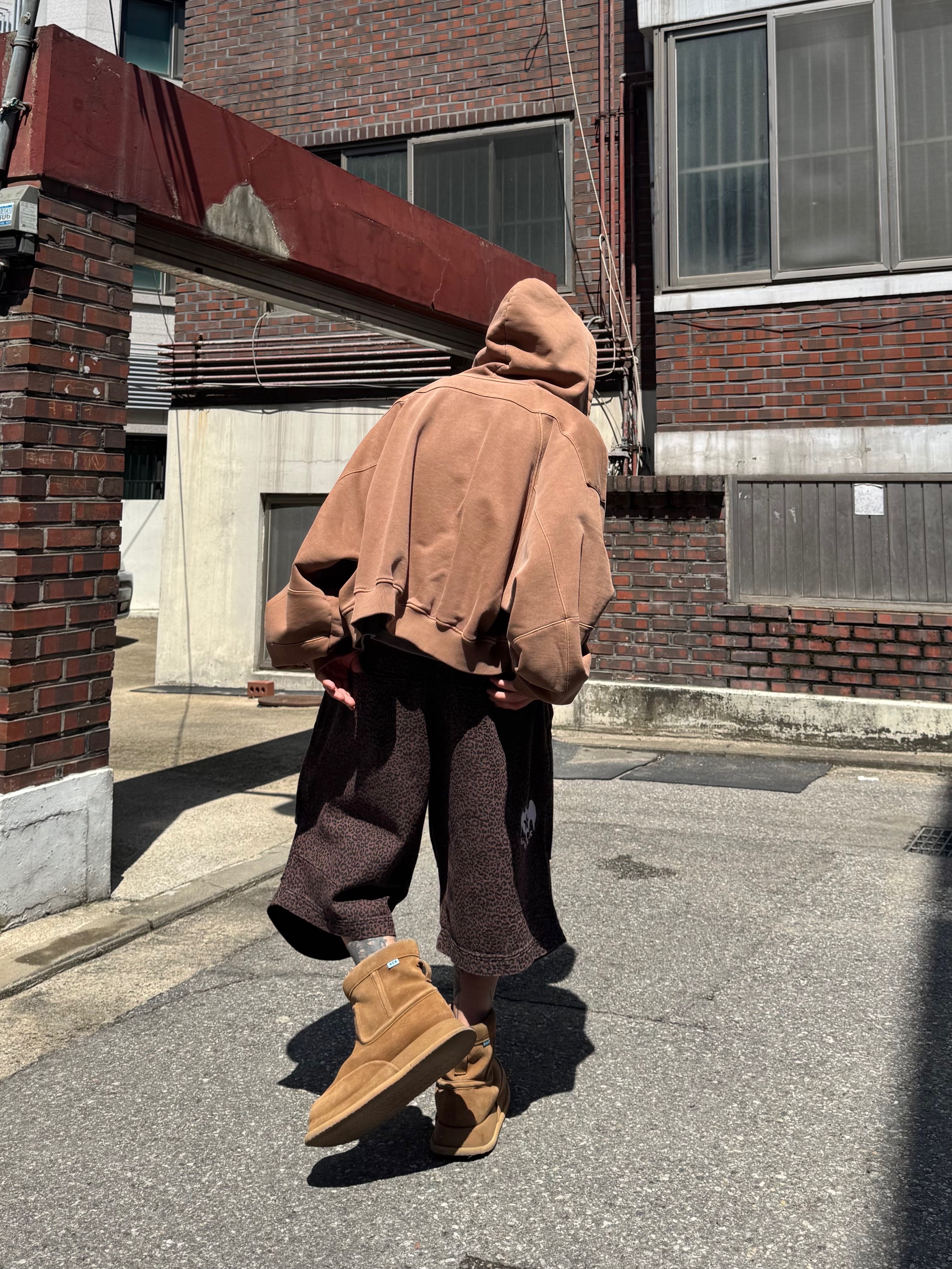 Kinchi x Non Parking N Road Boots Brown 착용 스타일 - 5