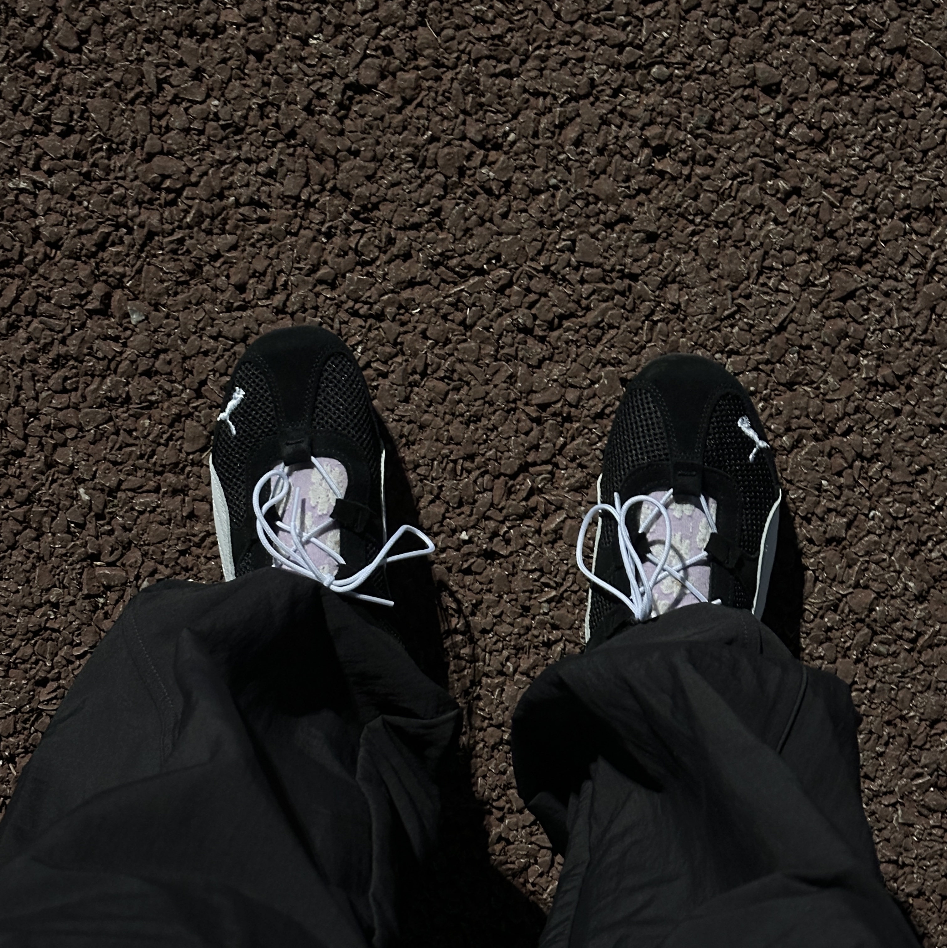 (W) Puma Speedcat Go Puma Black Puma White 착용 스타일 - 1