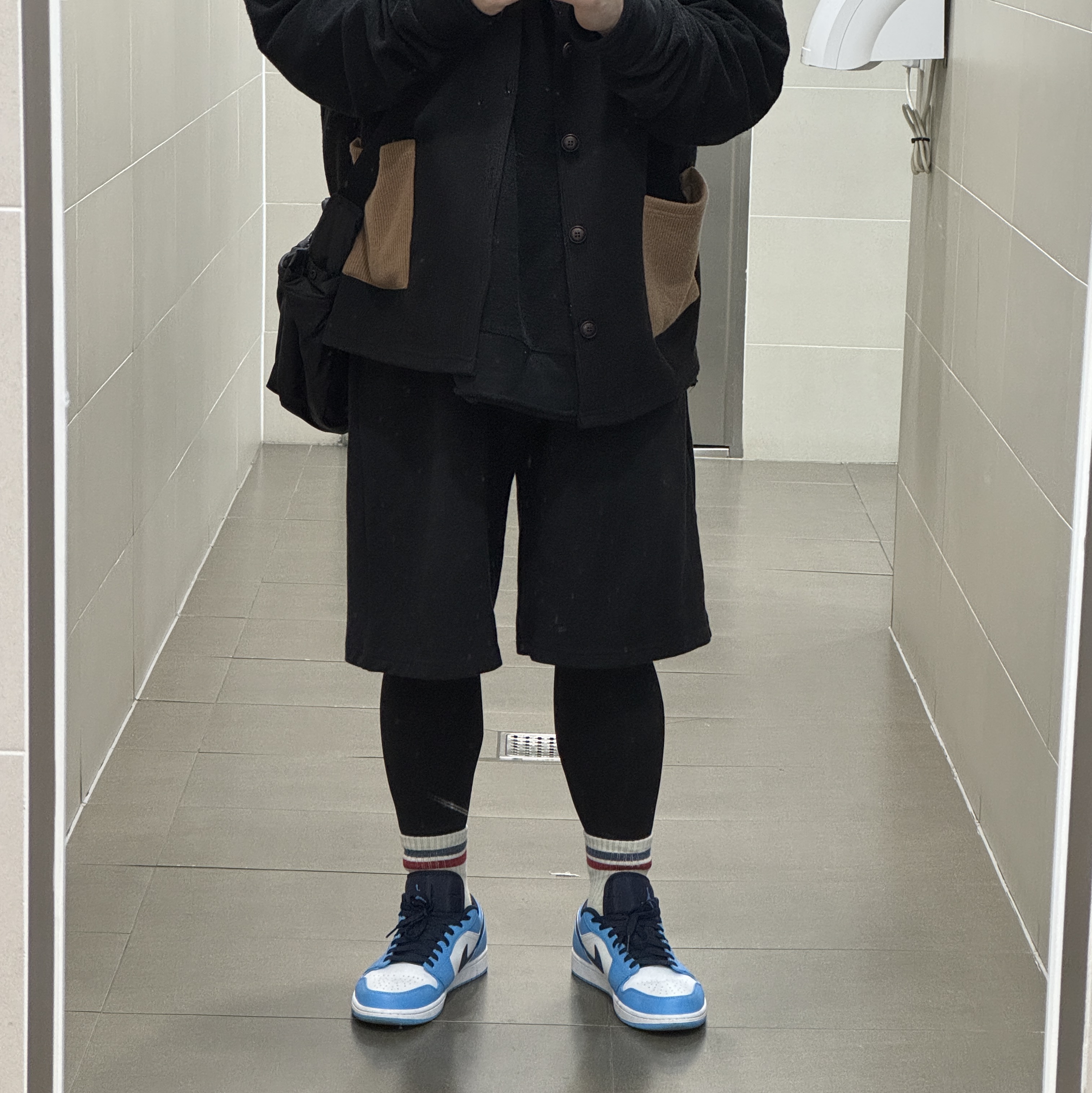 Jordan 1 Low Dark Powder Blue 착용 스타일