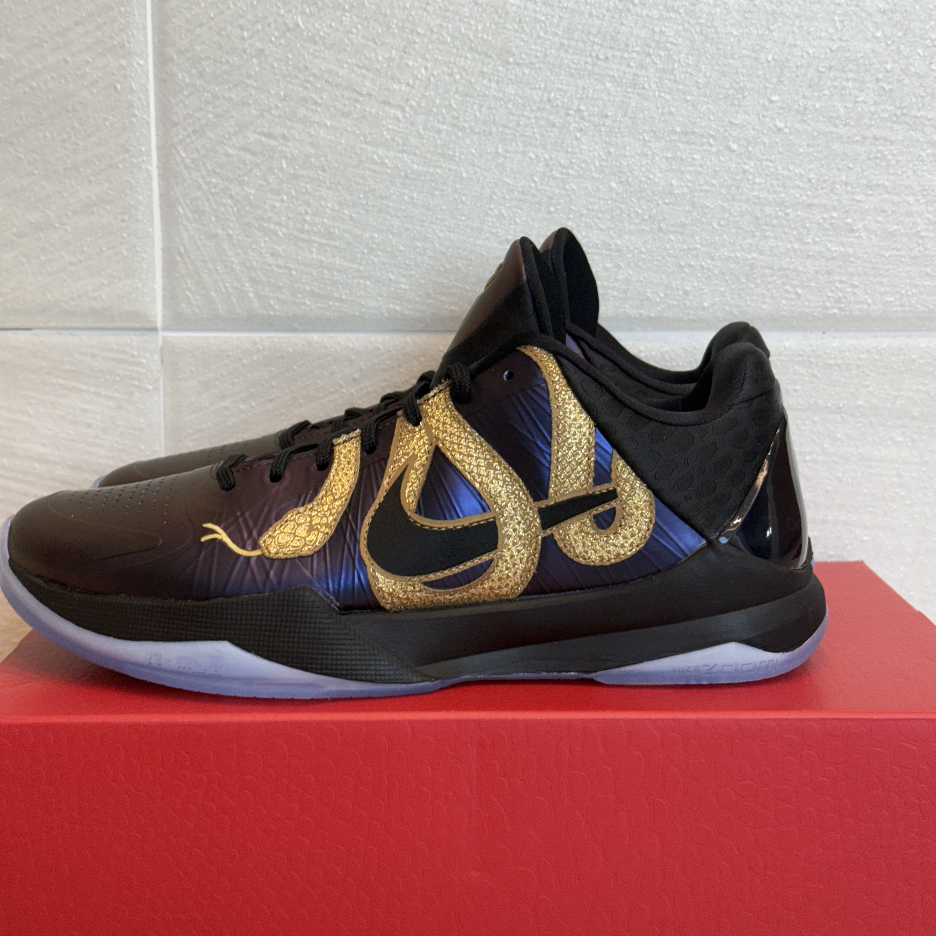 Nike Kobe 5 Protro Year of the Mamba Eggplant 착용 스타일