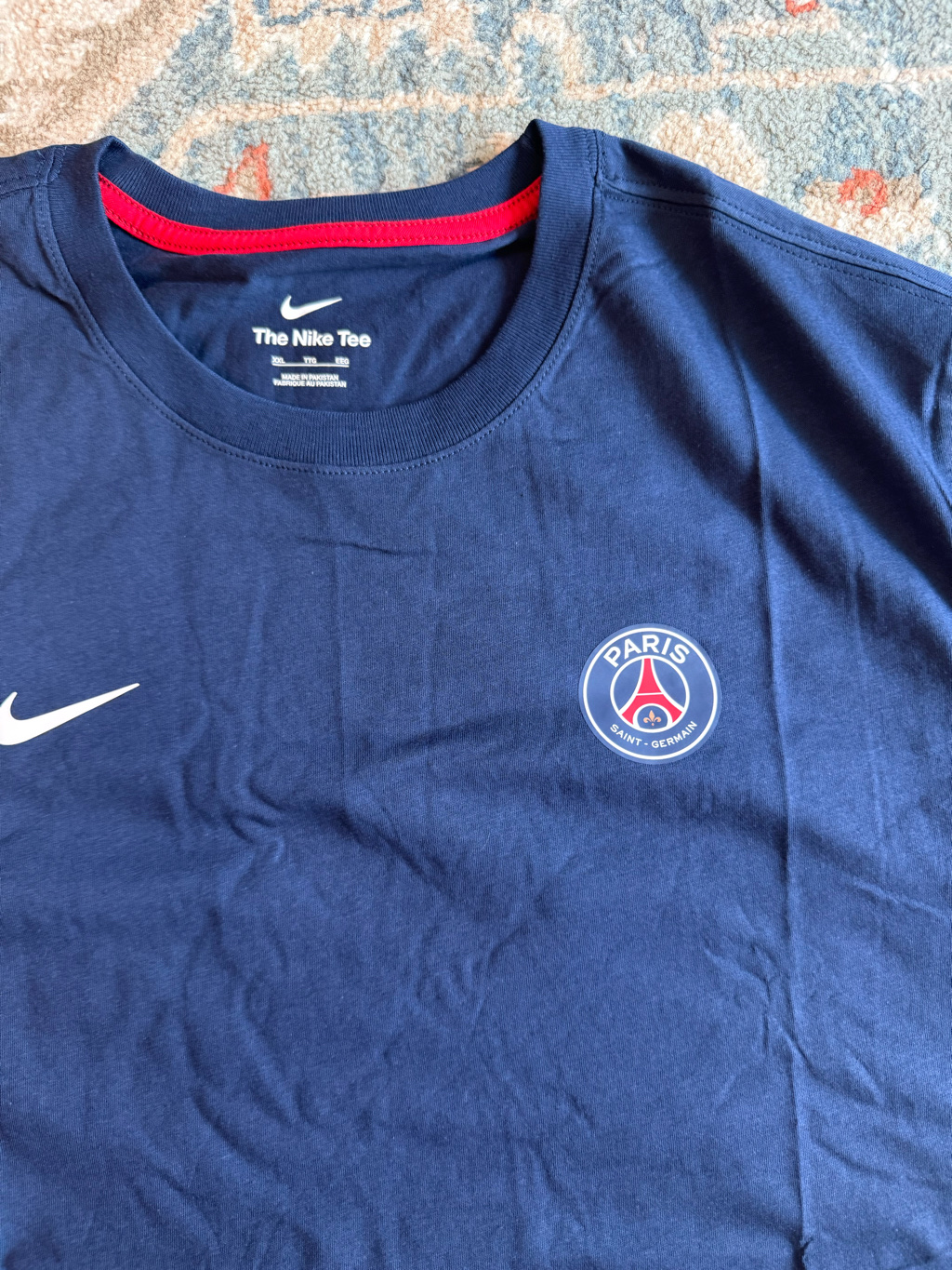 Nike Paris Saint-Germain Essentials Soccer T-Shirt Midnight Navy 착용 스타일 - 2