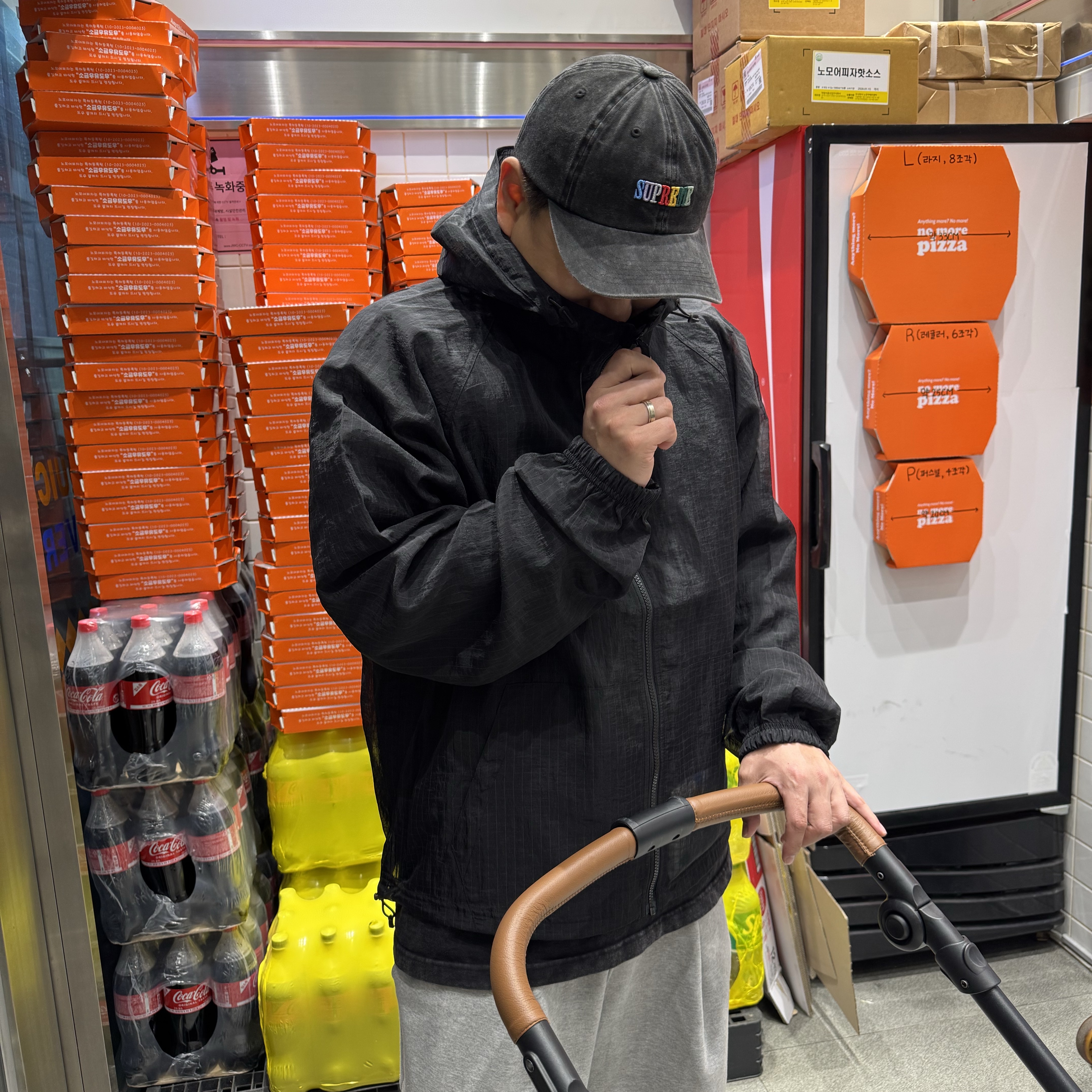 Supreme Pigment Dye 6-Panel Black - 25SS, Stussy Beach Shell Transparent Ripstop Black 착용 스타일 - 3