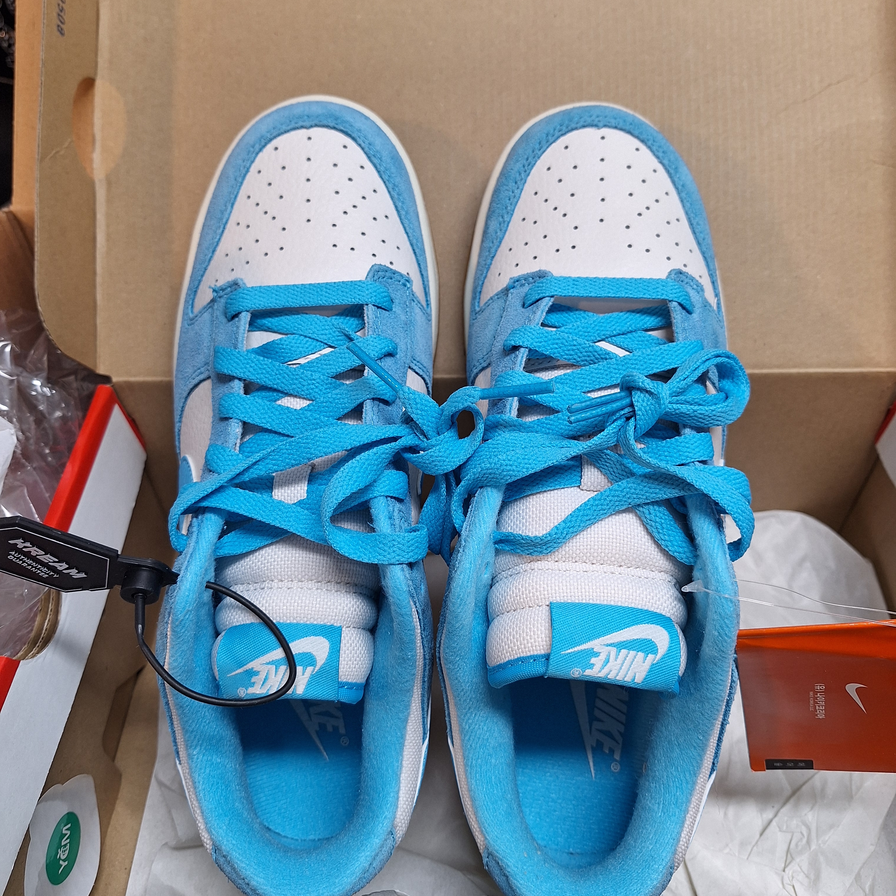 Nike Dunk Low SE Phantom Baltic Blue 착용 스타일 - 1