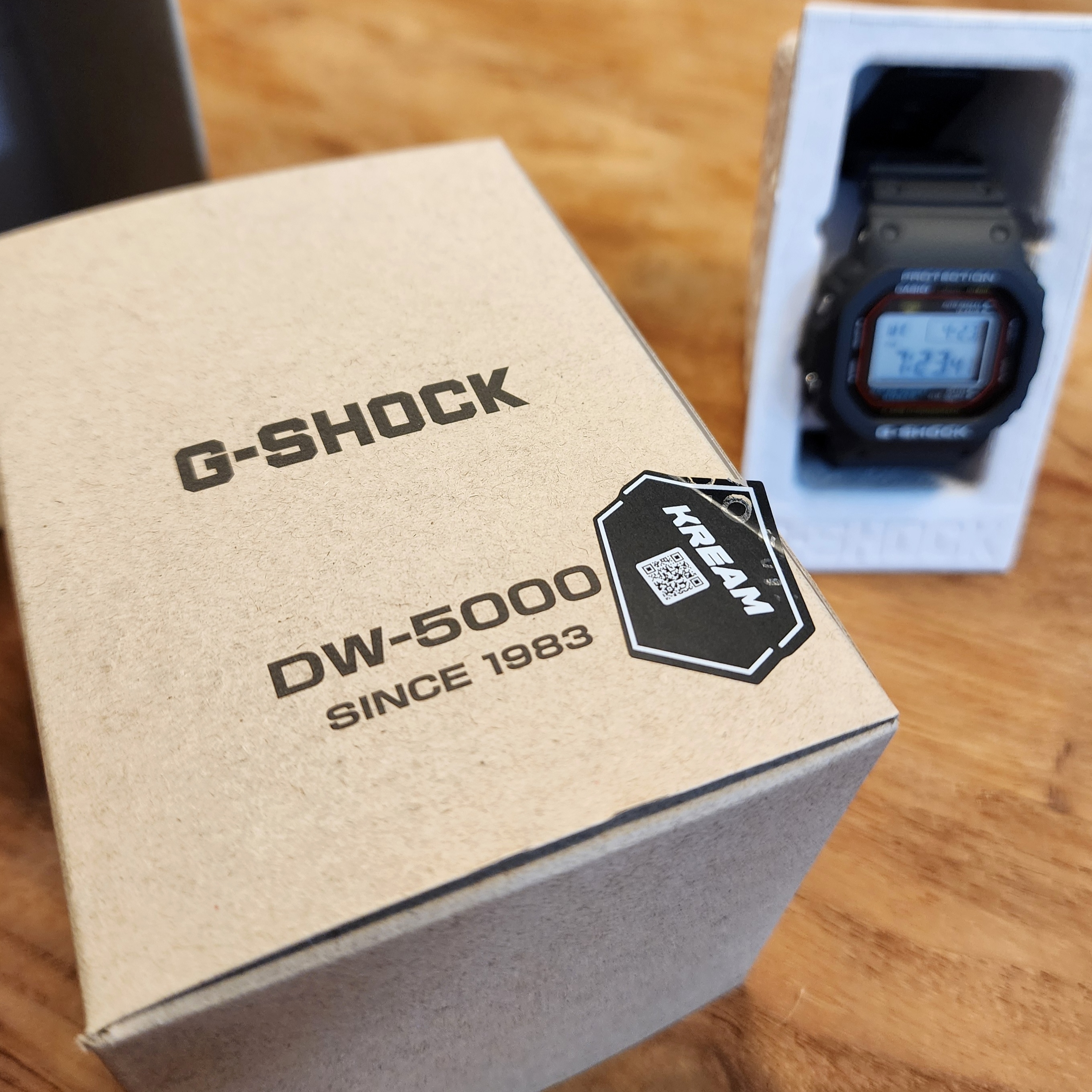 Casio G-Shock DW-5000R-1A 착용 스타일 - 2