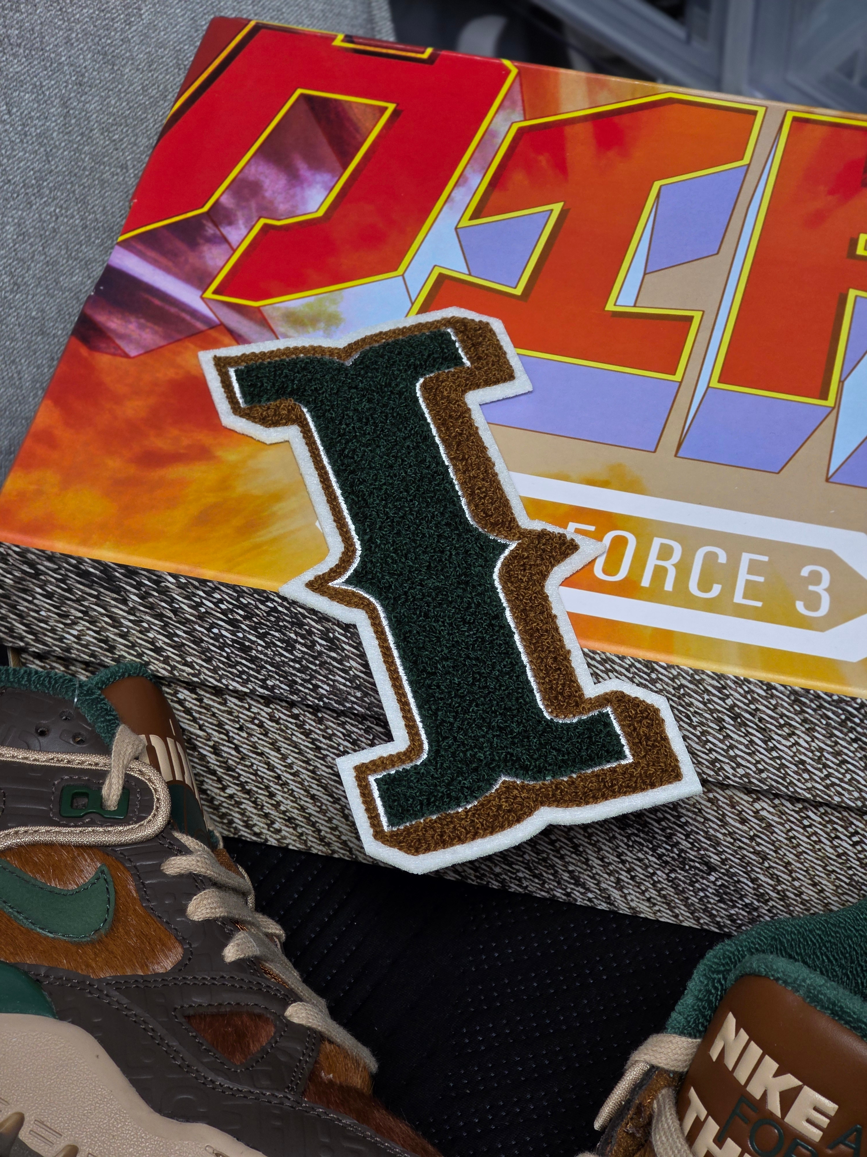 Nike x Nigo Air Force 3 Low SP Baroque Brown and Pecan 착용 스타일 - 3