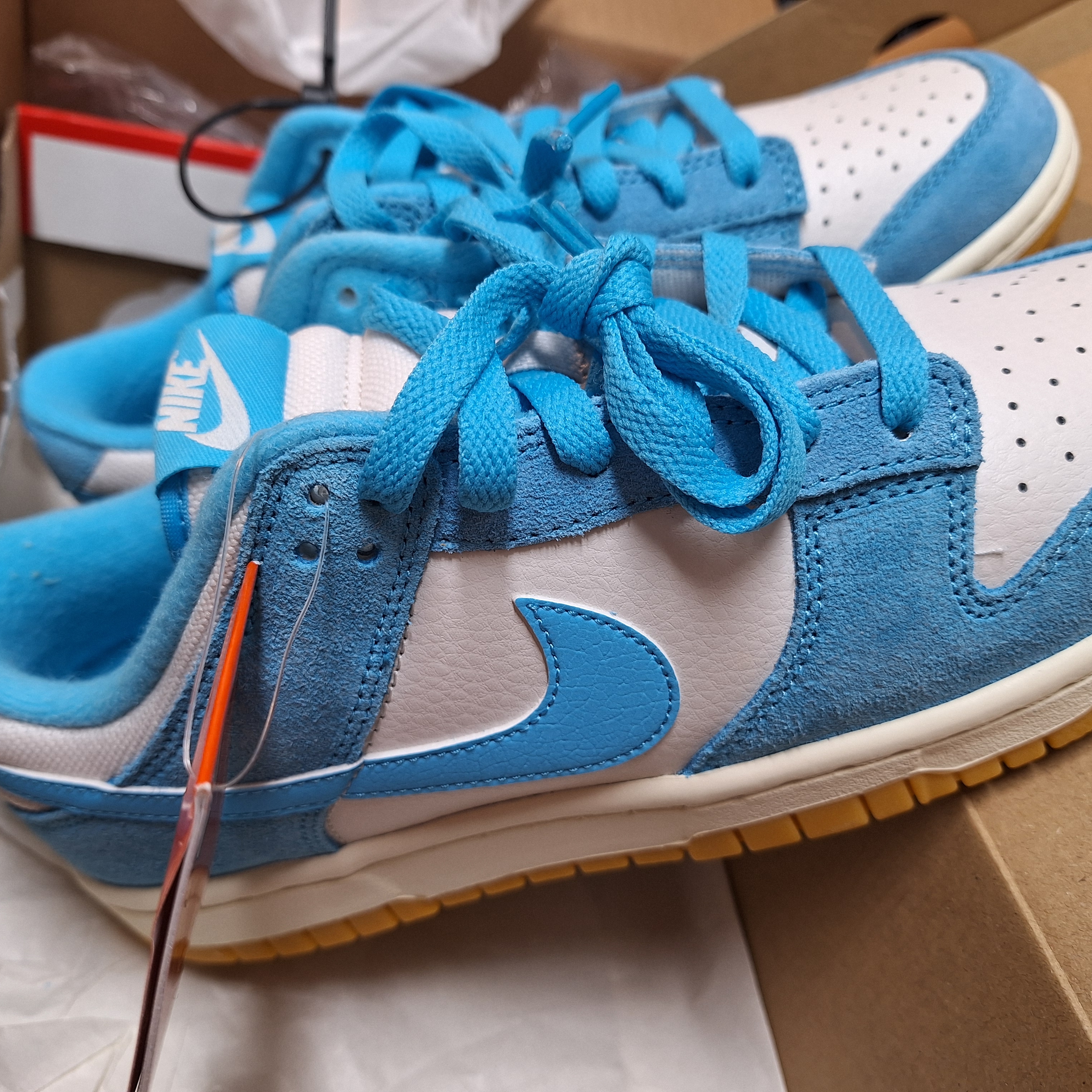 Nike Dunk Low SE Phantom Baltic Blue 착용 스타일 - 2