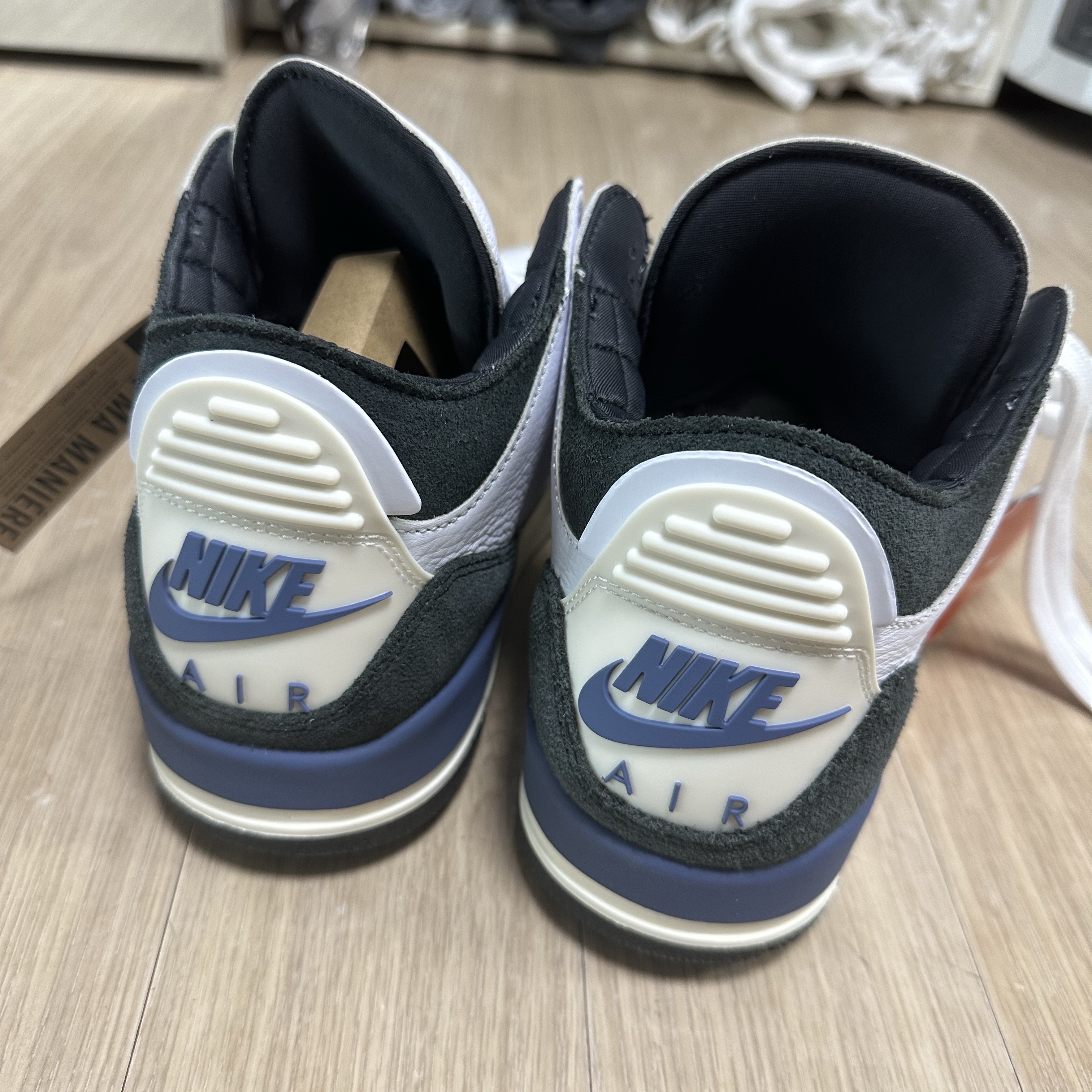 Jordan 3 x A Ma Maniere Retro OG SP For The Love 착용 스타일 - 1