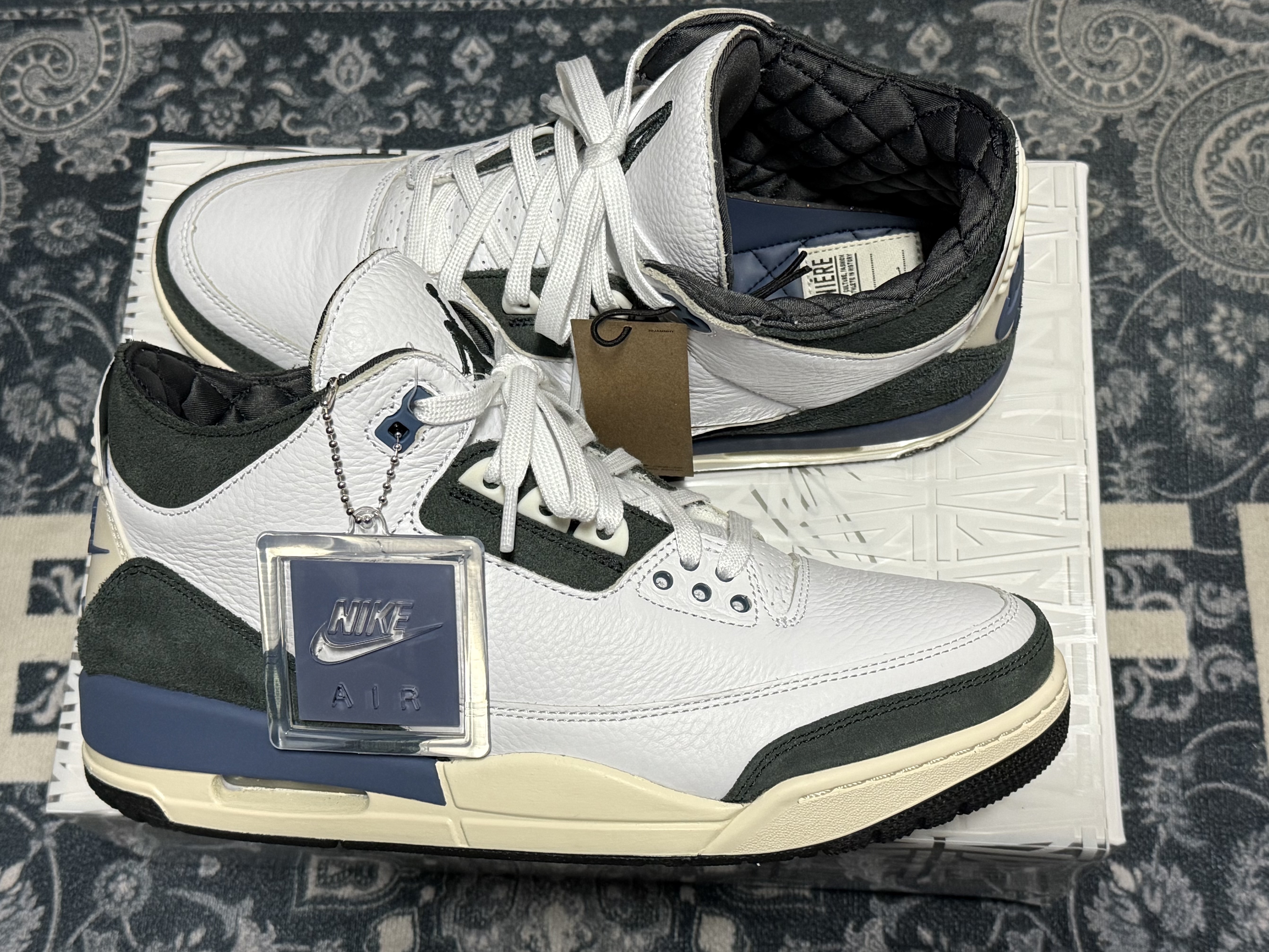 Jordan 3 x A Ma Maniere Retro OG SP For The Love 착용 스타일 - 2